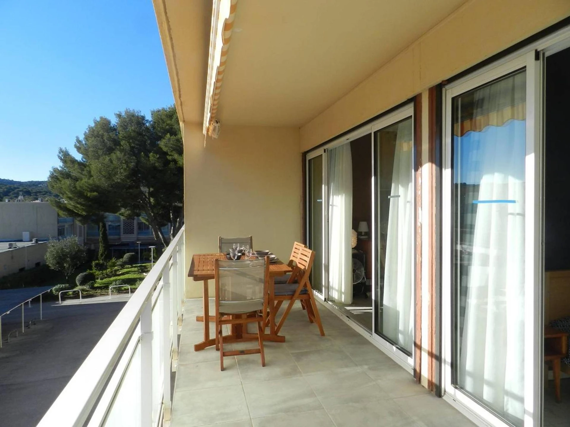 Organiser un séminaire d'entreprise : Appartement climatisé, terrasse, parking privé, à 150m de la plage - Bormes-les-Mimosas - FR-1-251-759 à bormes-les-mimosas