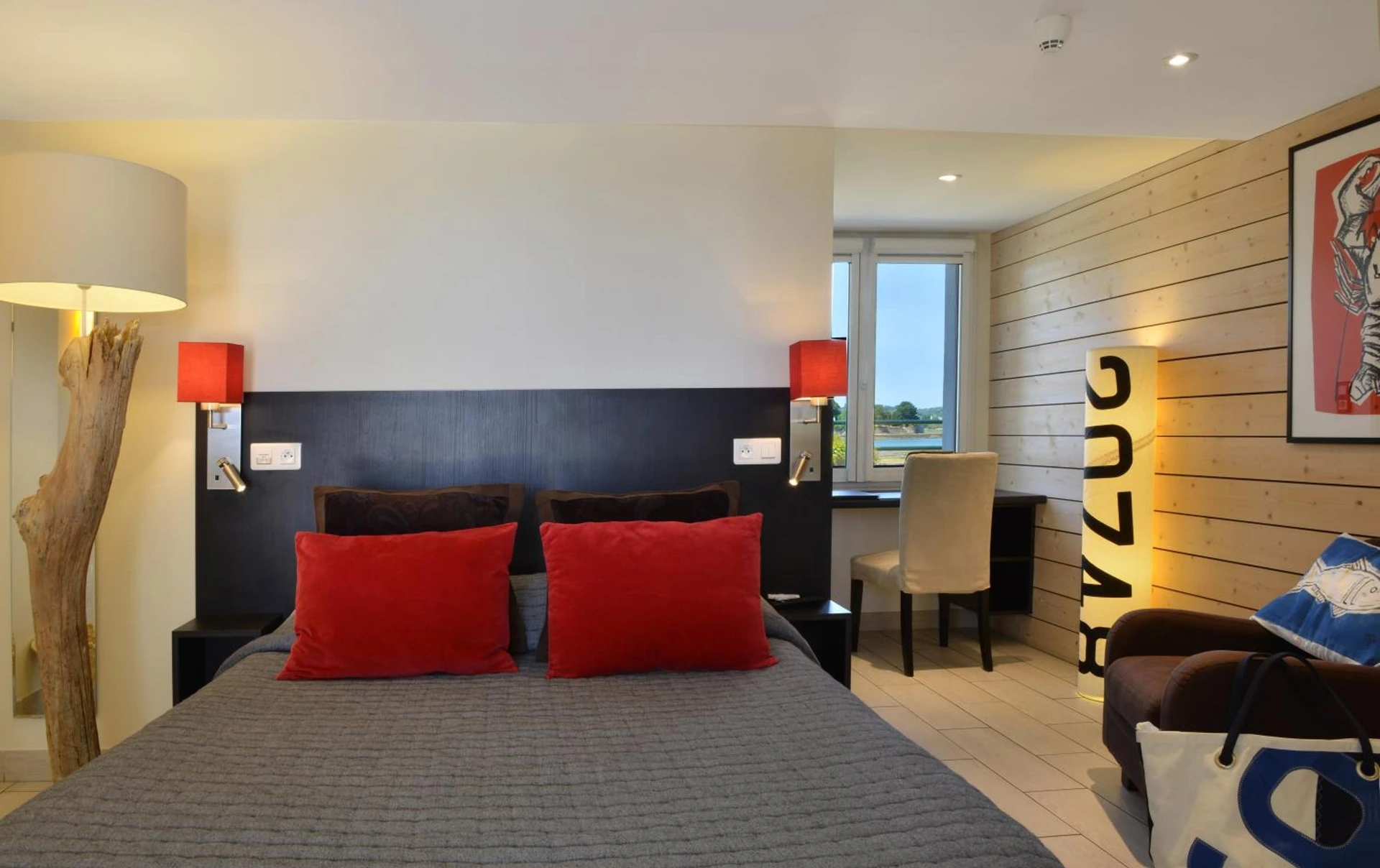 Chambre disponible pour un séminaire d'entreprise à Logis Hôtel de la Pointe du Cap Coz - Fouesnant