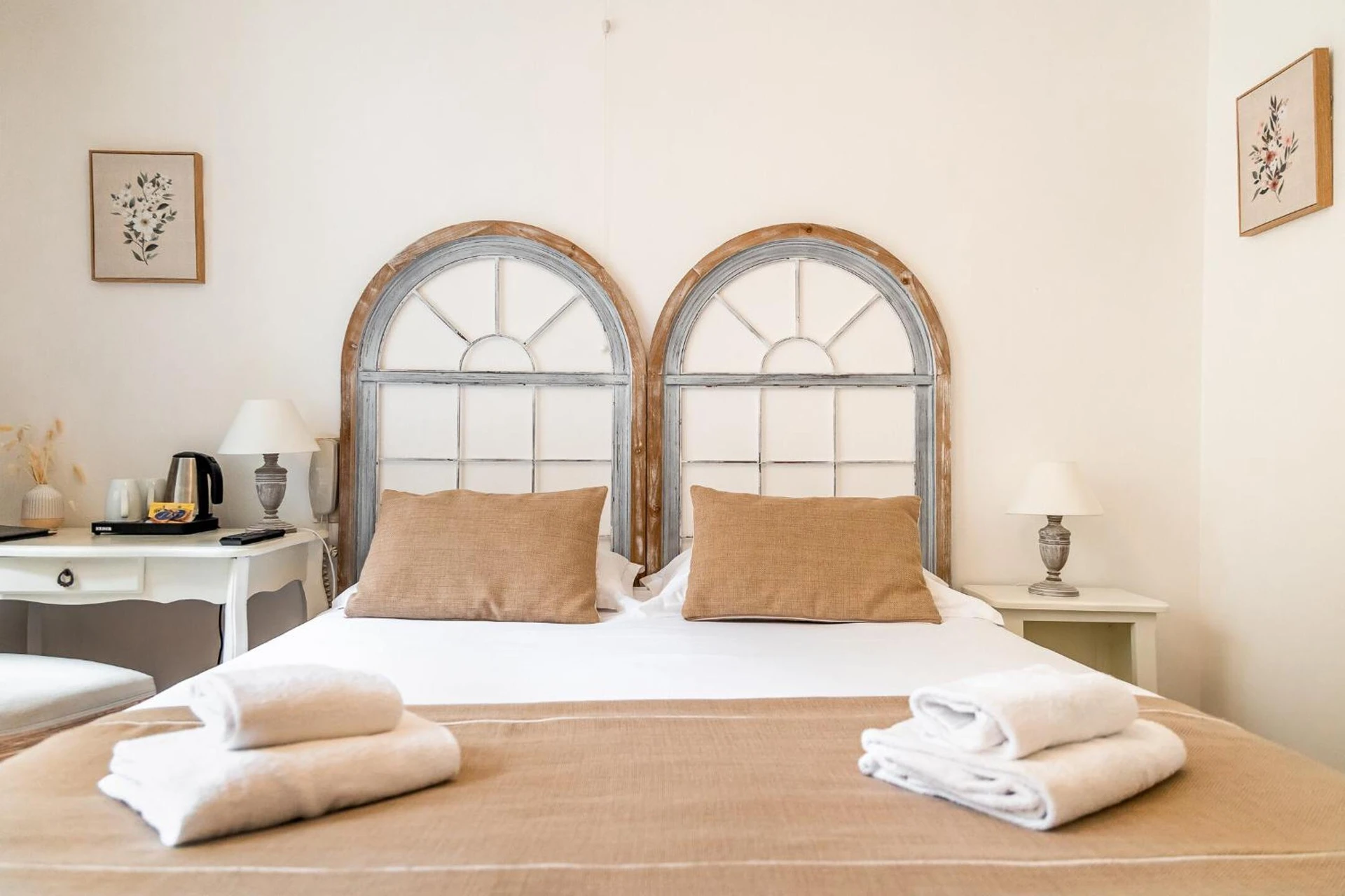 Chambre disponible pour un séminaire d'entreprise à Demeures & Châteaux - Hôtel De La Porte Saint-Malo - Dinan