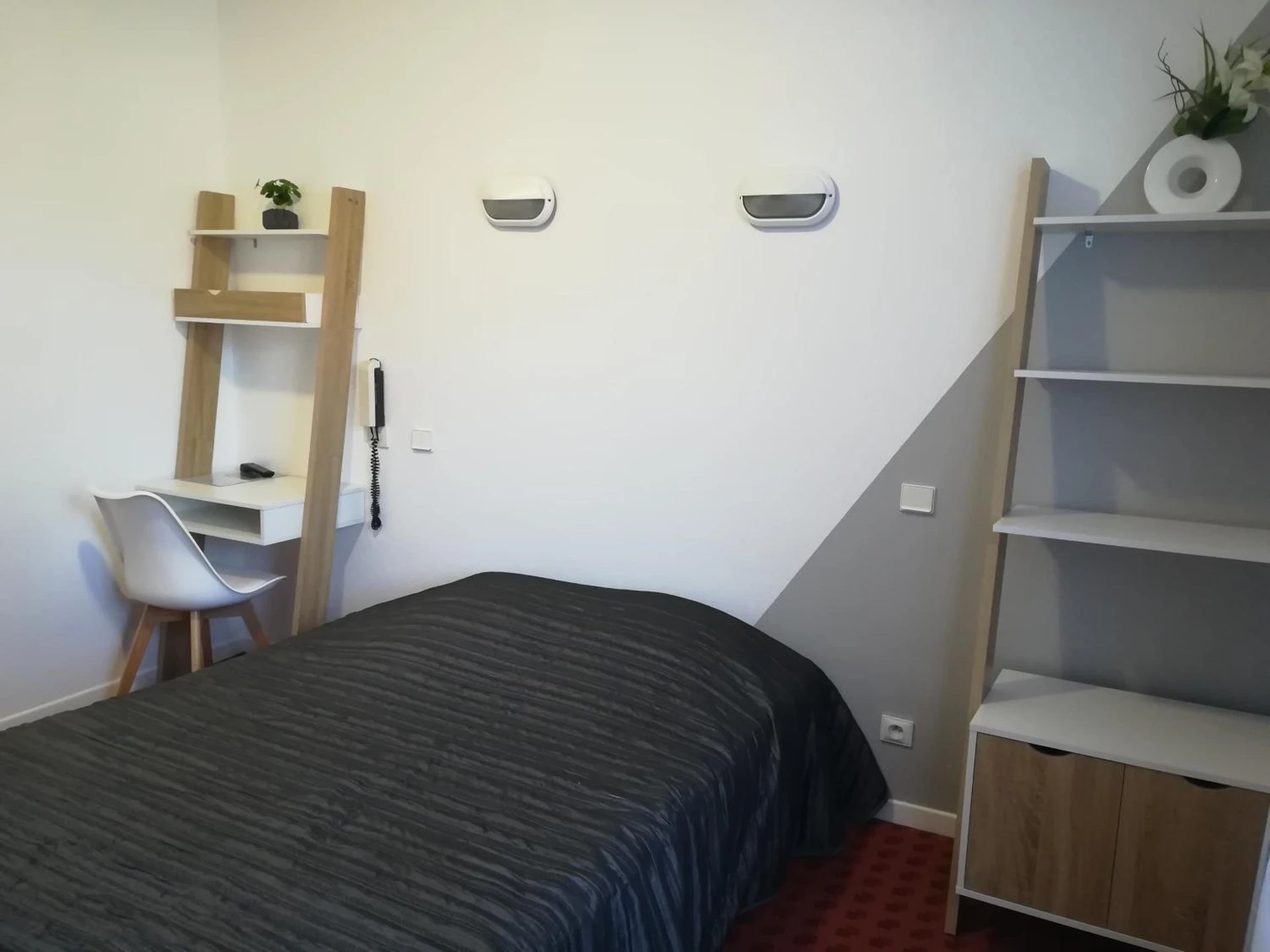 Organiser un séminaire d'entreprise : Hotel De La Poste à espinasses