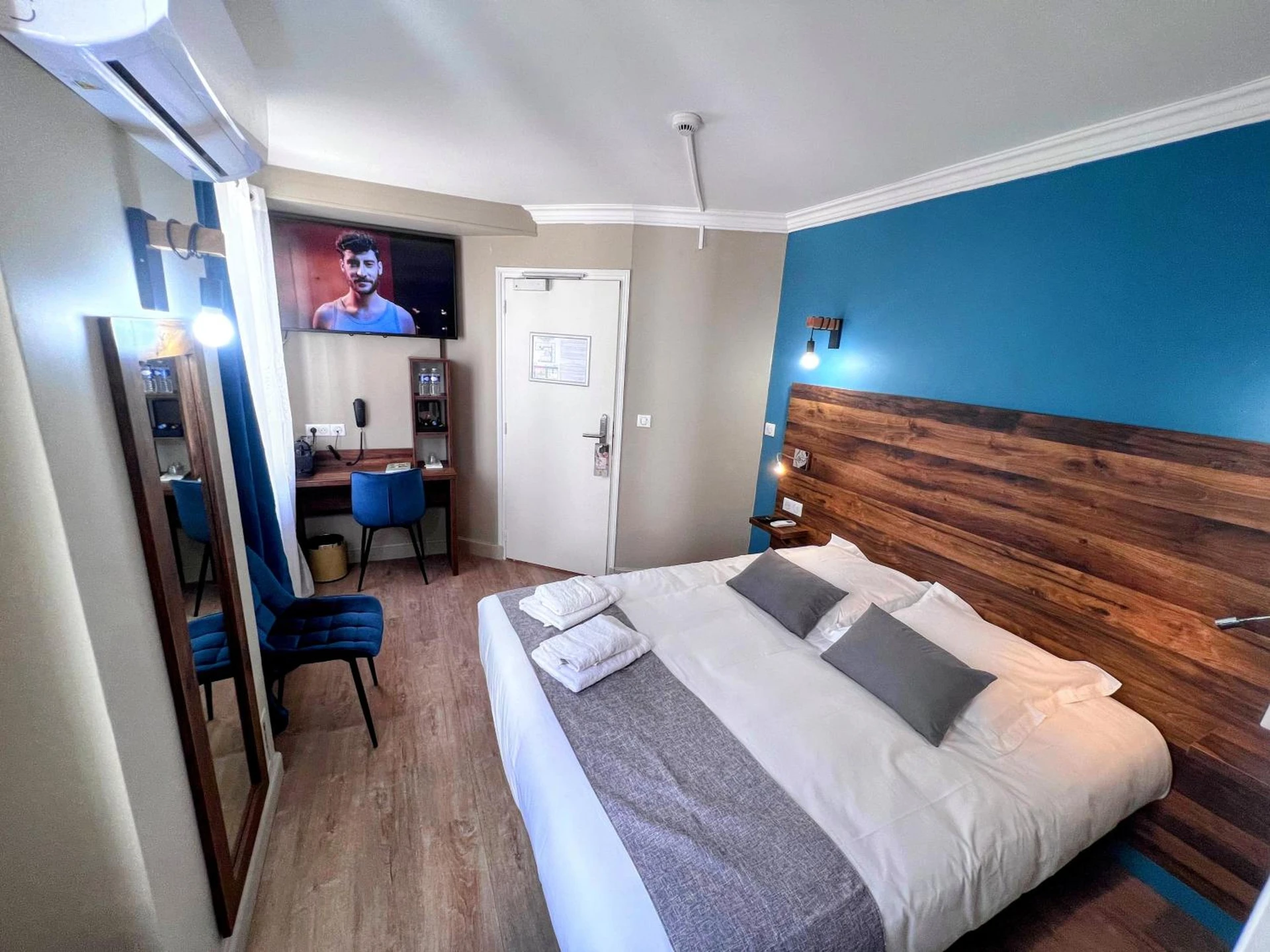 Chambre disponible pour un séminaire d'entreprise à Logis Hôtel de la Poste - Vitry-le-François