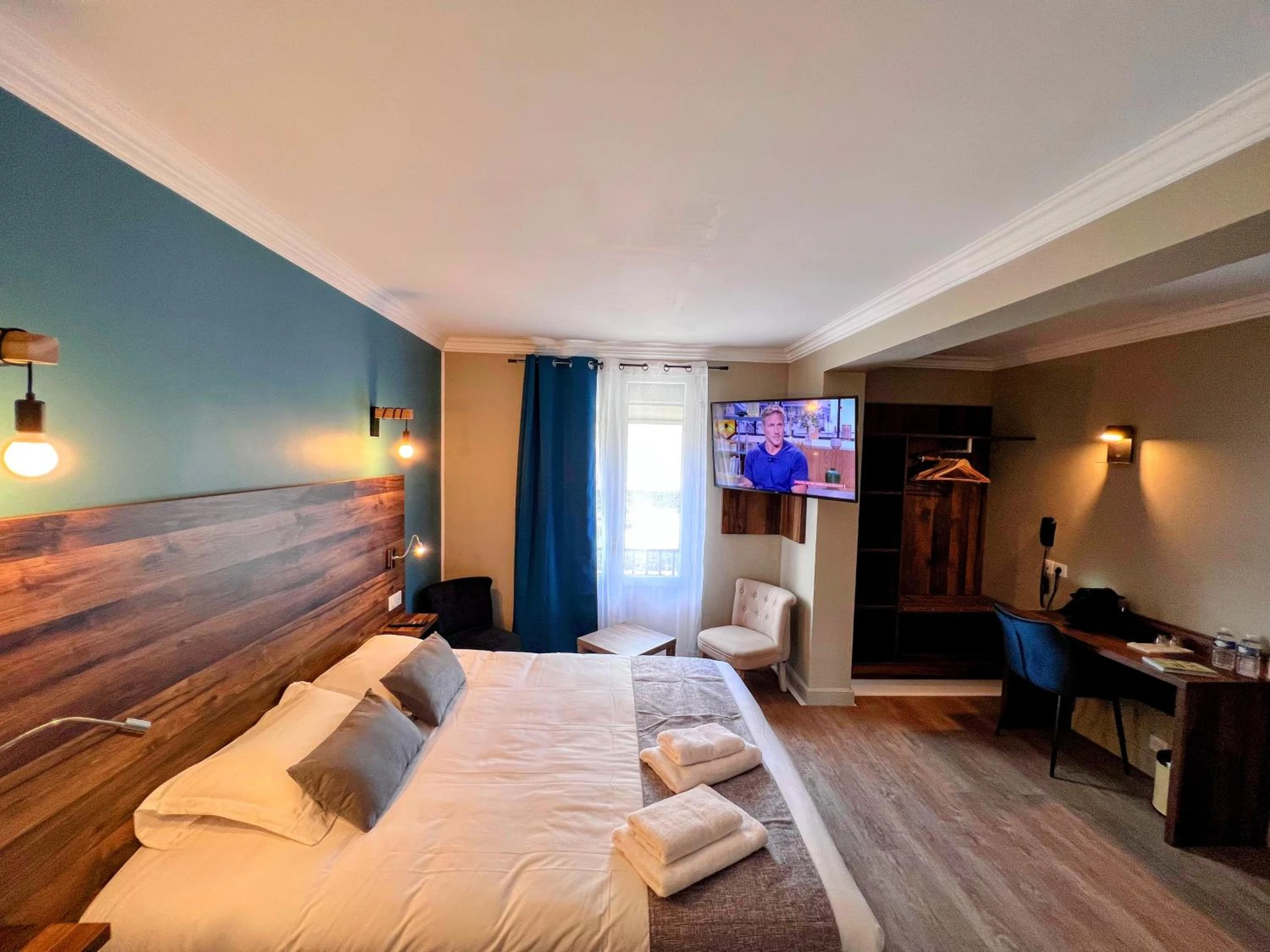 Magnifique chambre pour un séminaire d'entreprise à Logis Hôtel de la Poste - Vitry-le-François