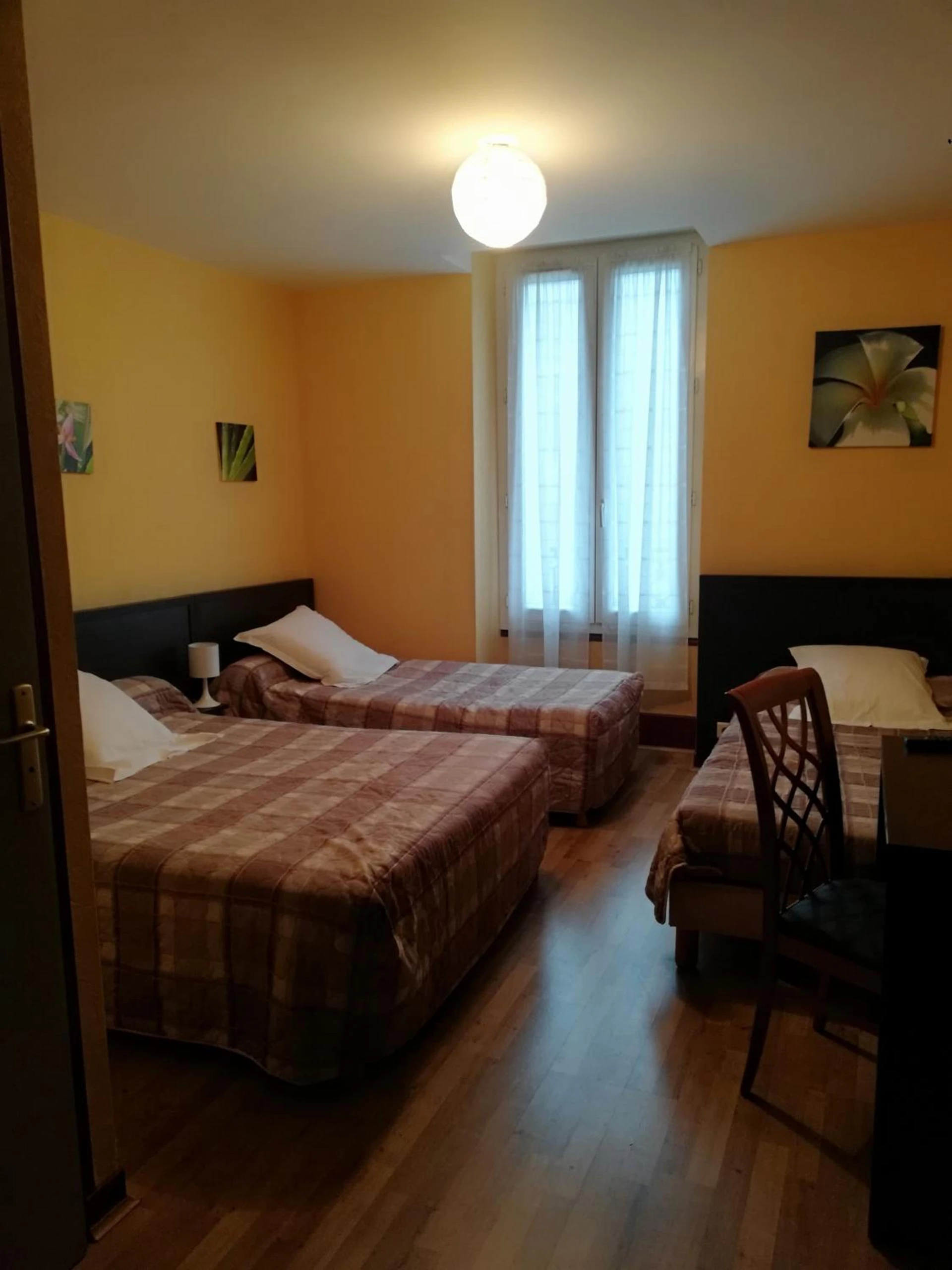 Magnifique chambre pour un séminaire d'entreprise à Hôtel de la Poste - Limoges