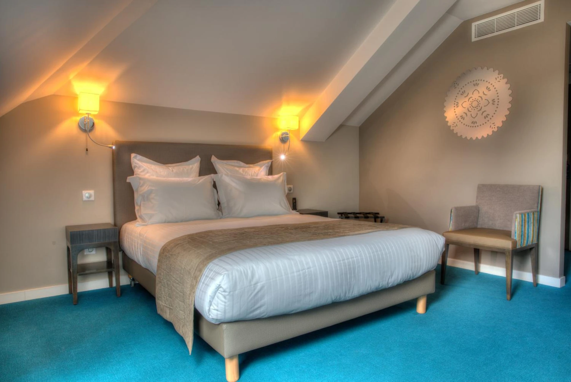 Magnifique chambre pour un séminaire d'entreprise à Hôtel de la Tabletterie - Méru