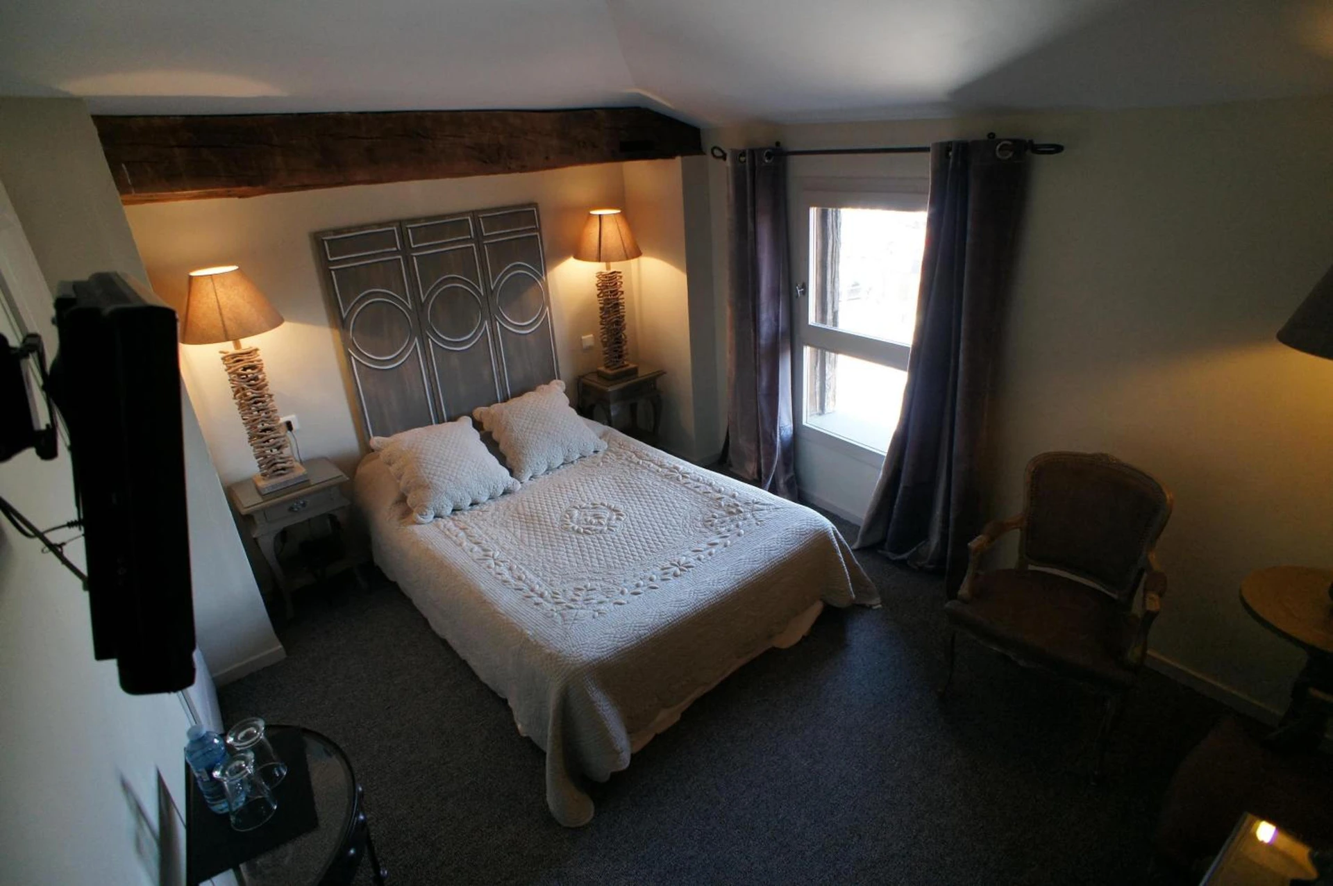 Chambre disponible pour un séminaire d'entreprise à Hôtel de la Tour - Châtillon-sur-Chalaronne