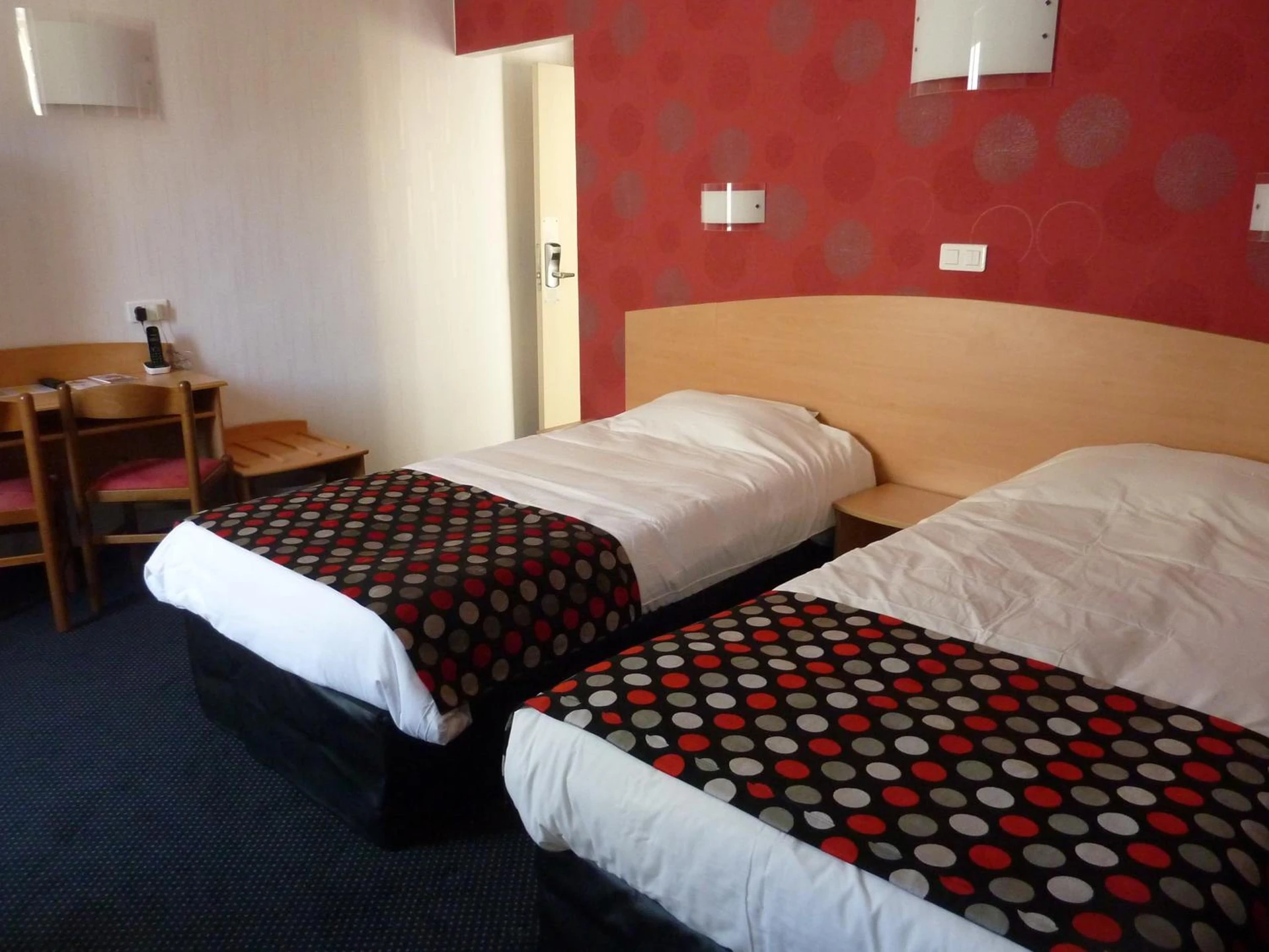 Chambre à Cit'Hotel de La Vallée - Organiser un séminaire d'entreprise à Lourdes