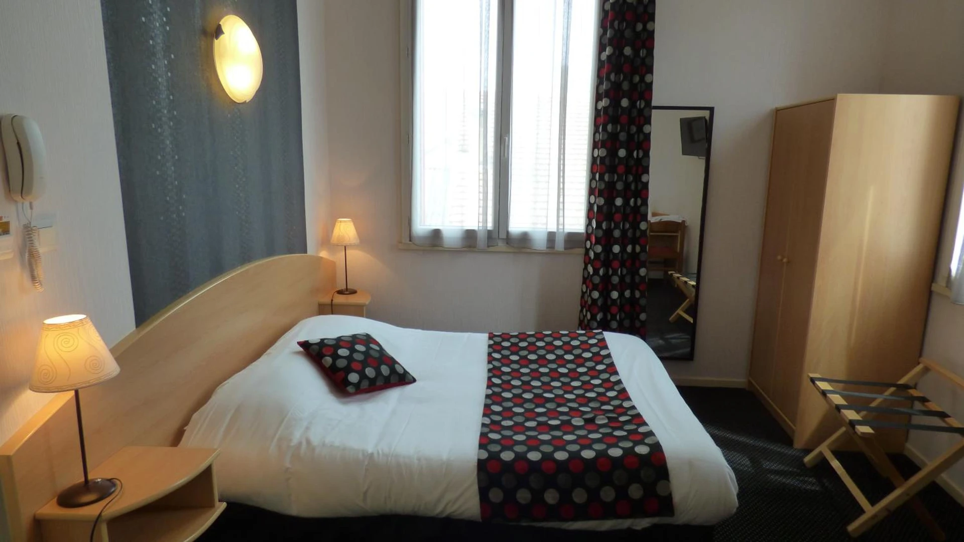 Ambiance de travail pour séminaire d'entreprise à Cit'Hotel de La Vallée - Lourdes