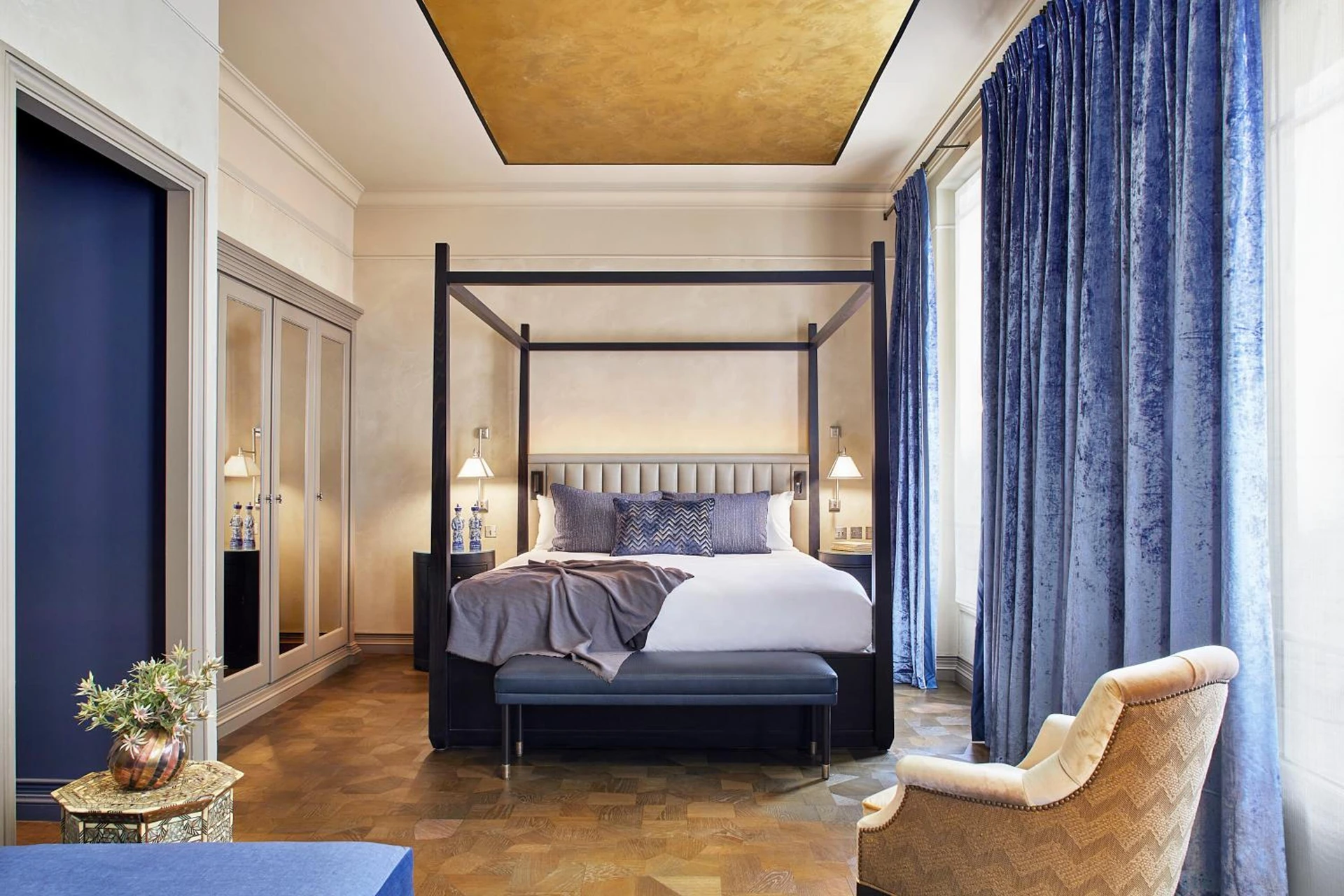 Chambre disponible pour un séminaire d'entreprise à Hotel de Montesquieu - Paris