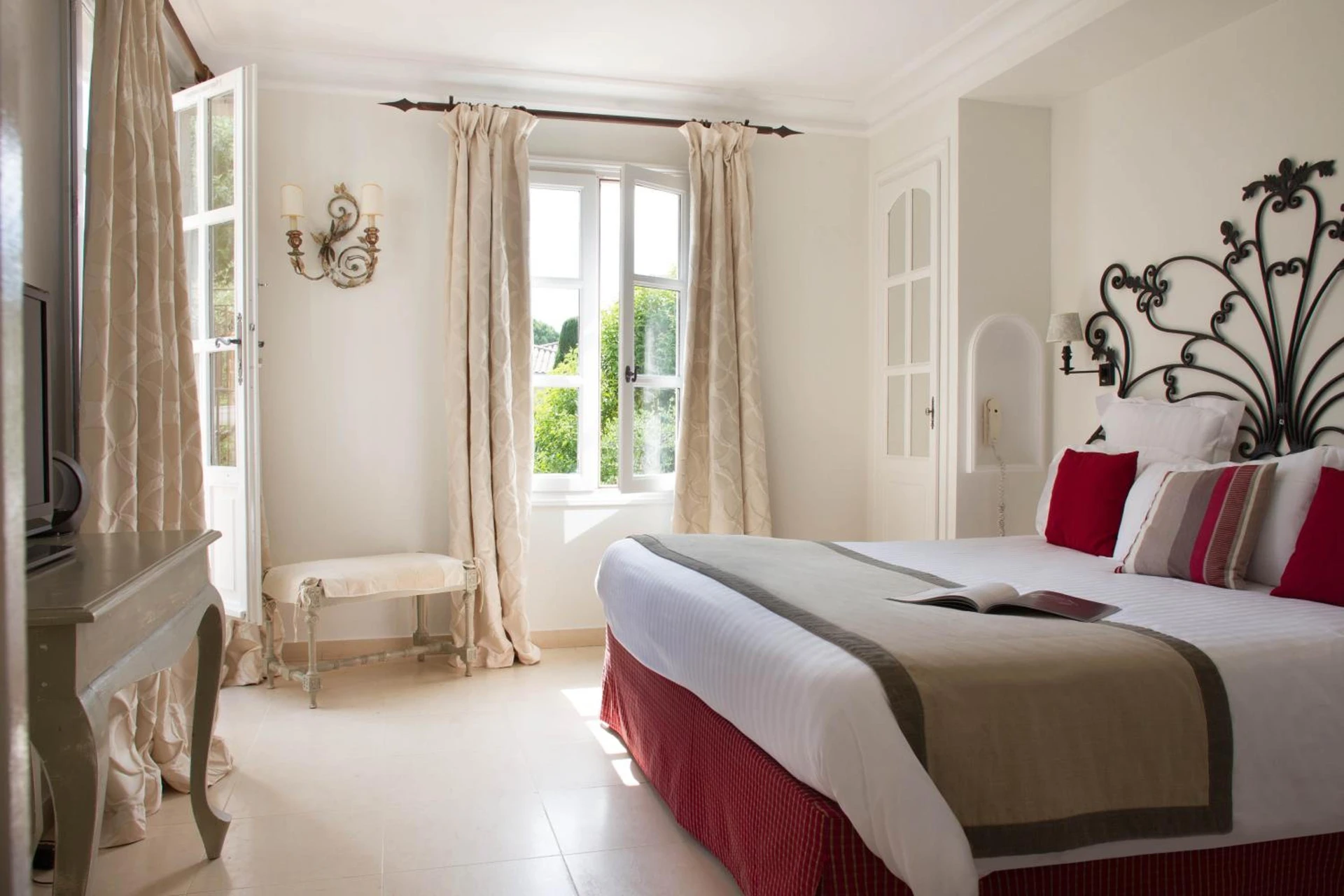 Chambre disponible pour un séminaire d'entreprise à Hôtel De Mougins - Mougins