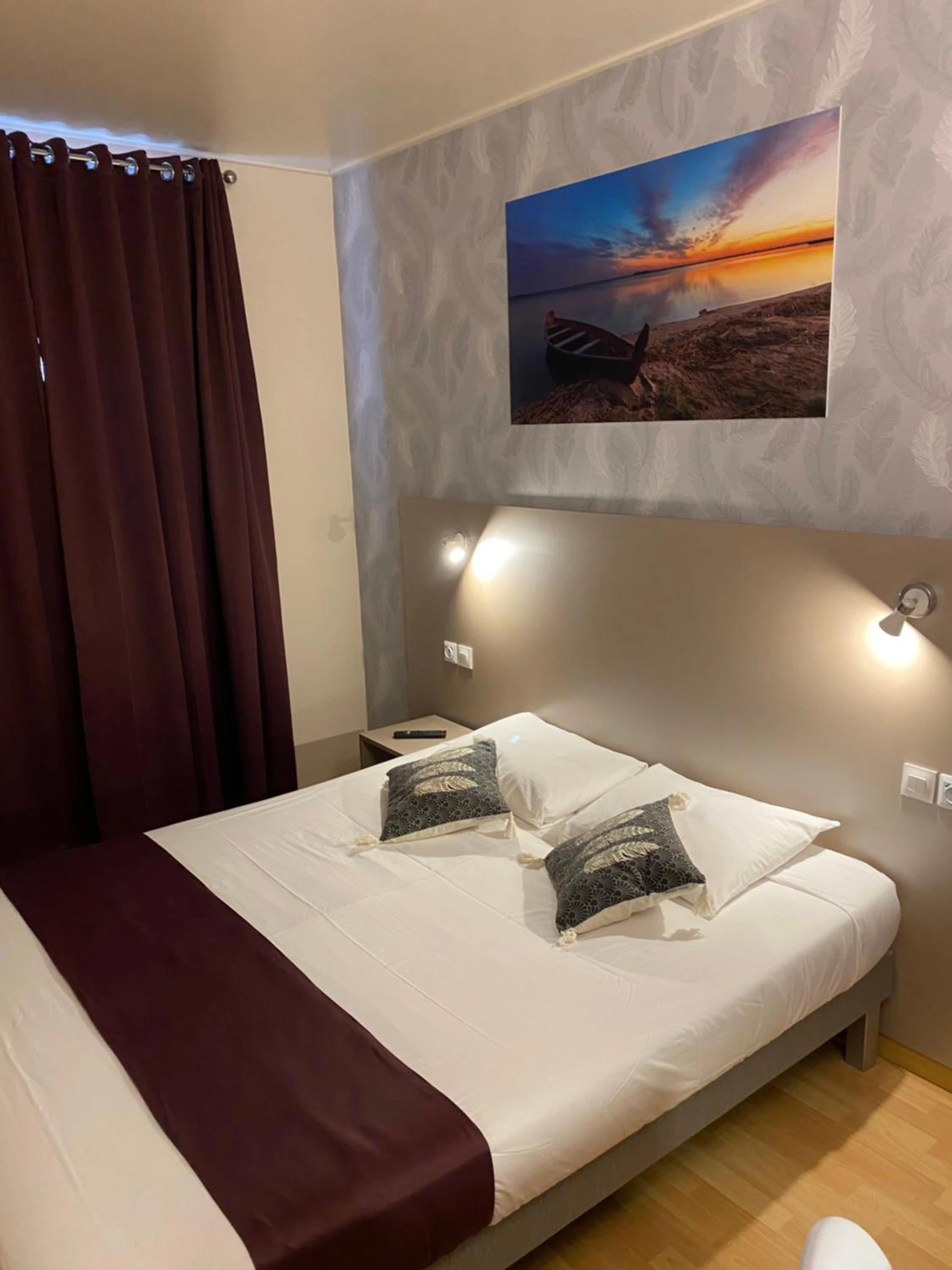 Chambre disponible pour un séminaire d'entreprise à Hotel de Normandie - Gournay-en-Bray