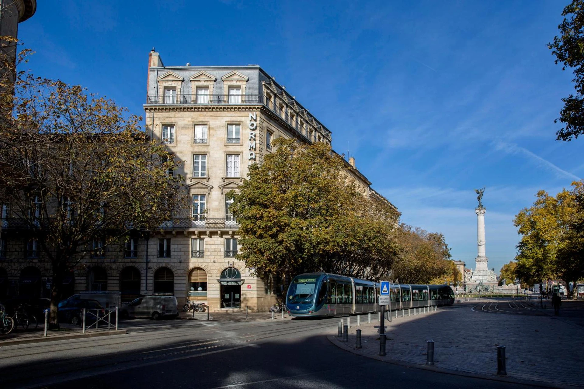 Salle de séminaire à Hôtel de Normandie - Organiser un événement professionnel à Bordeaux