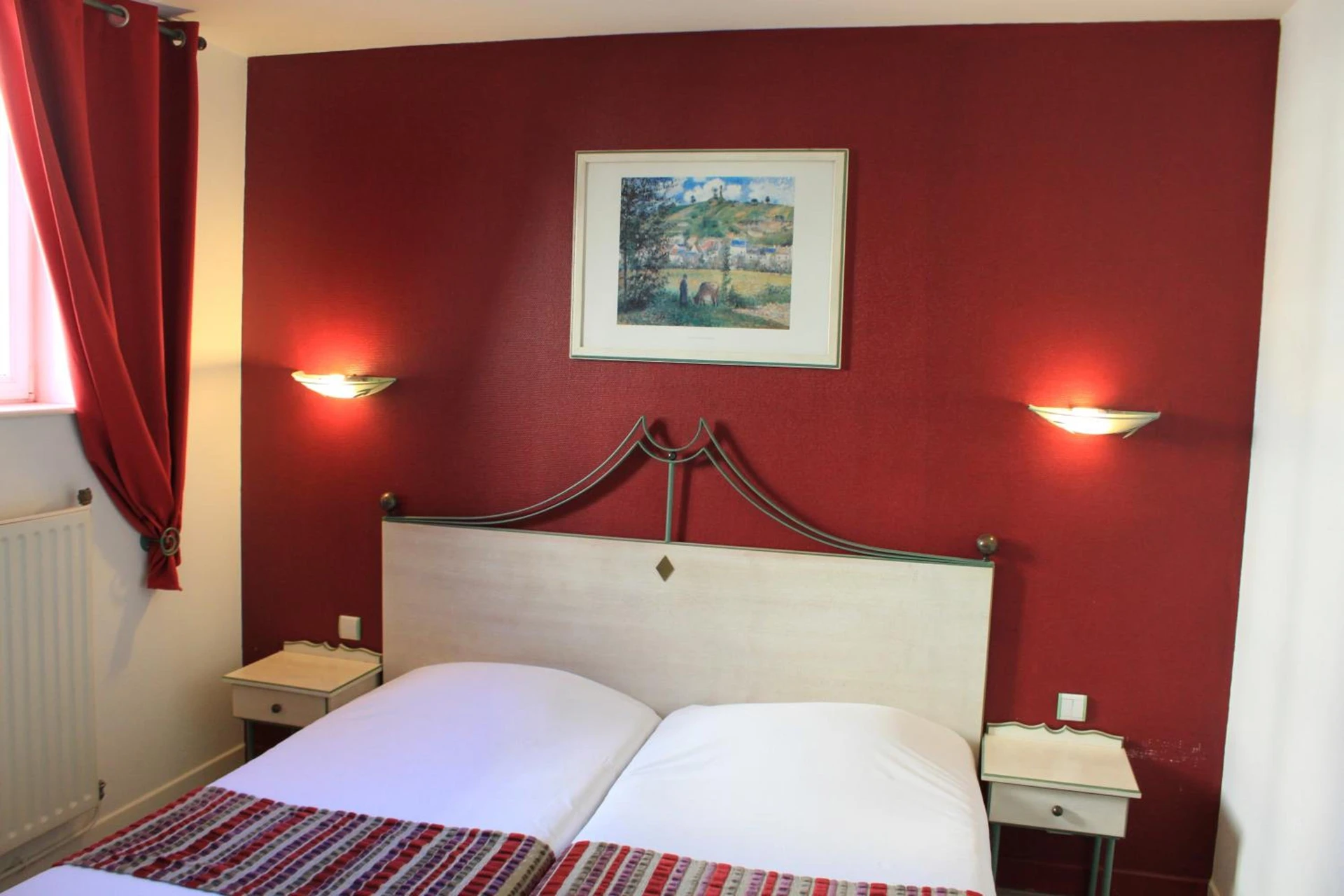 Chambre disponible pour un séminaire d'entreprise à Hôtel De Paris - Dijon