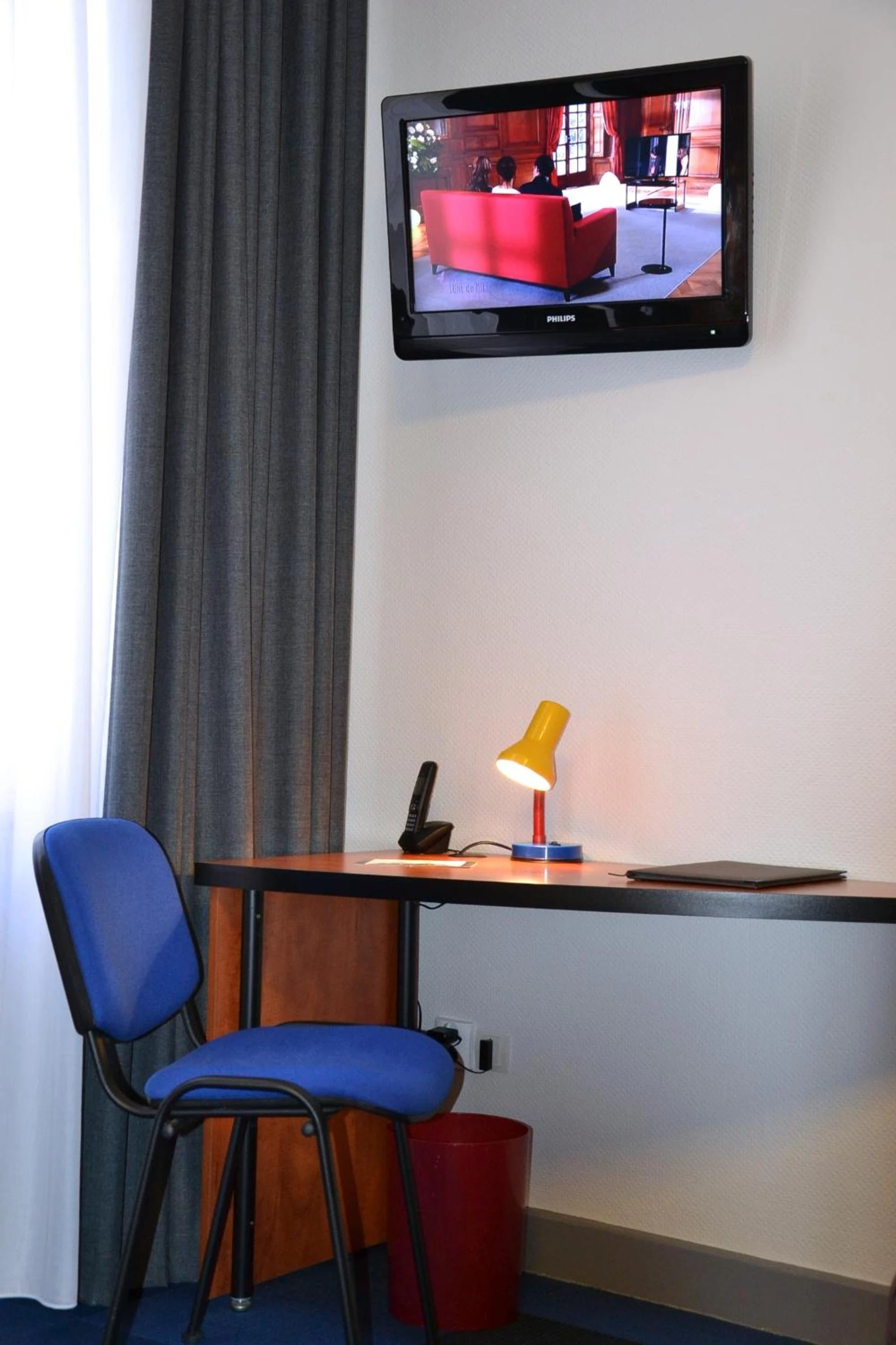 Chambre disponible pour un séminaire d'entreprise à Logis Hotel de Paris - Saint-Avold