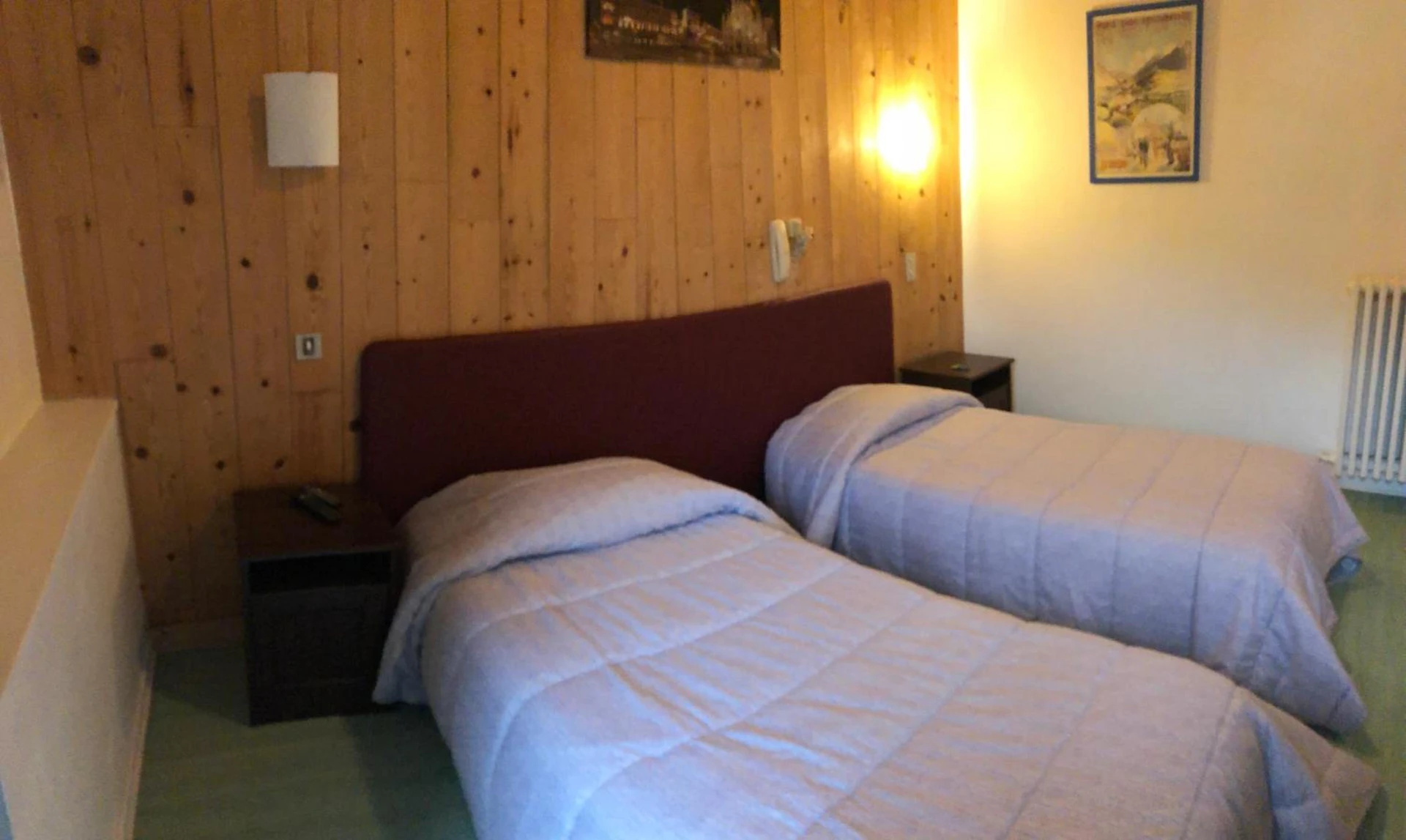 Magnifique chambre pour un séminaire d'entreprise à Hôtel De Paris - Briançon