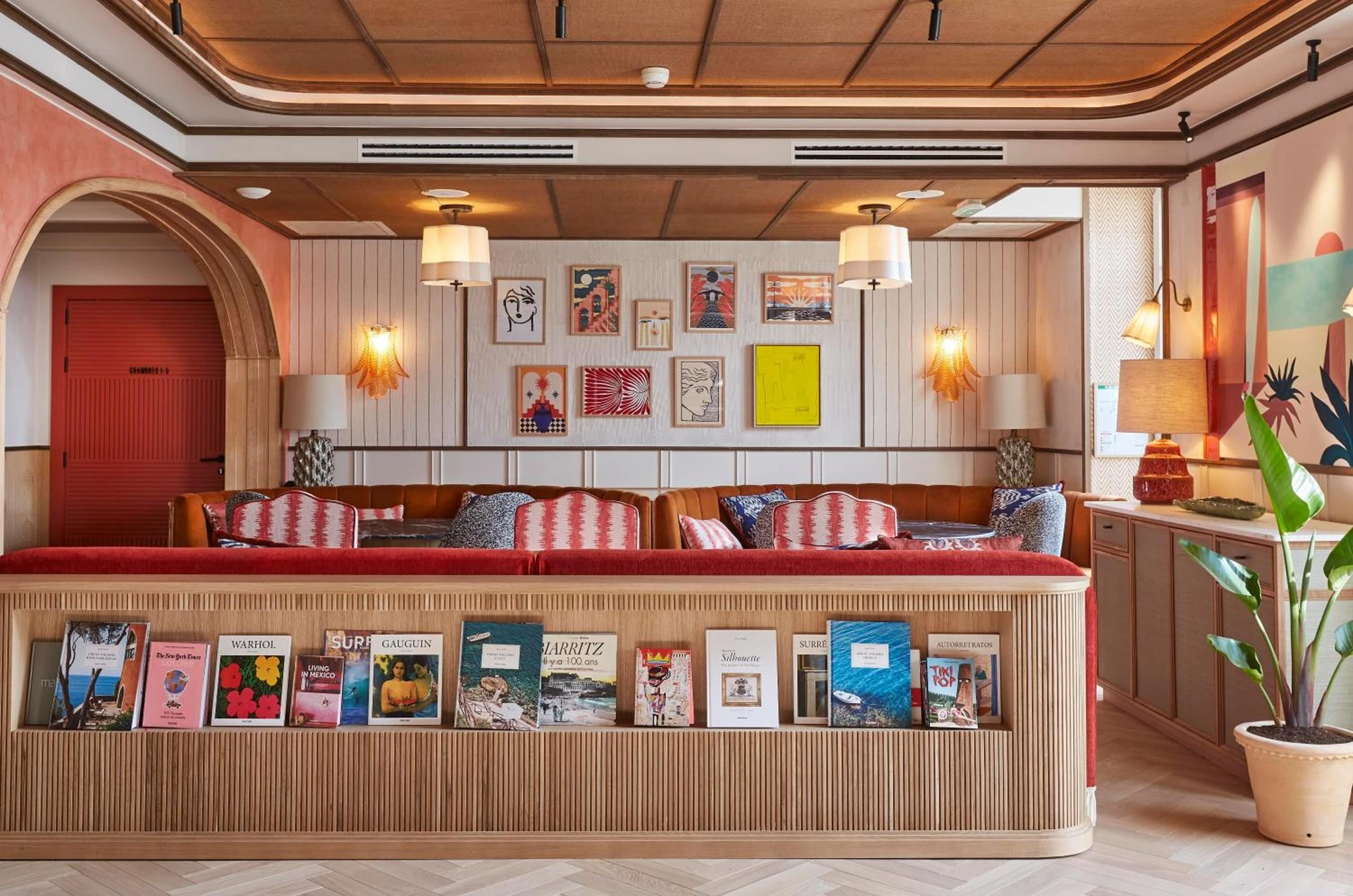 Chambre à Hotel de Silhouette - Organiser un séminaire d'entreprise à Biarritz