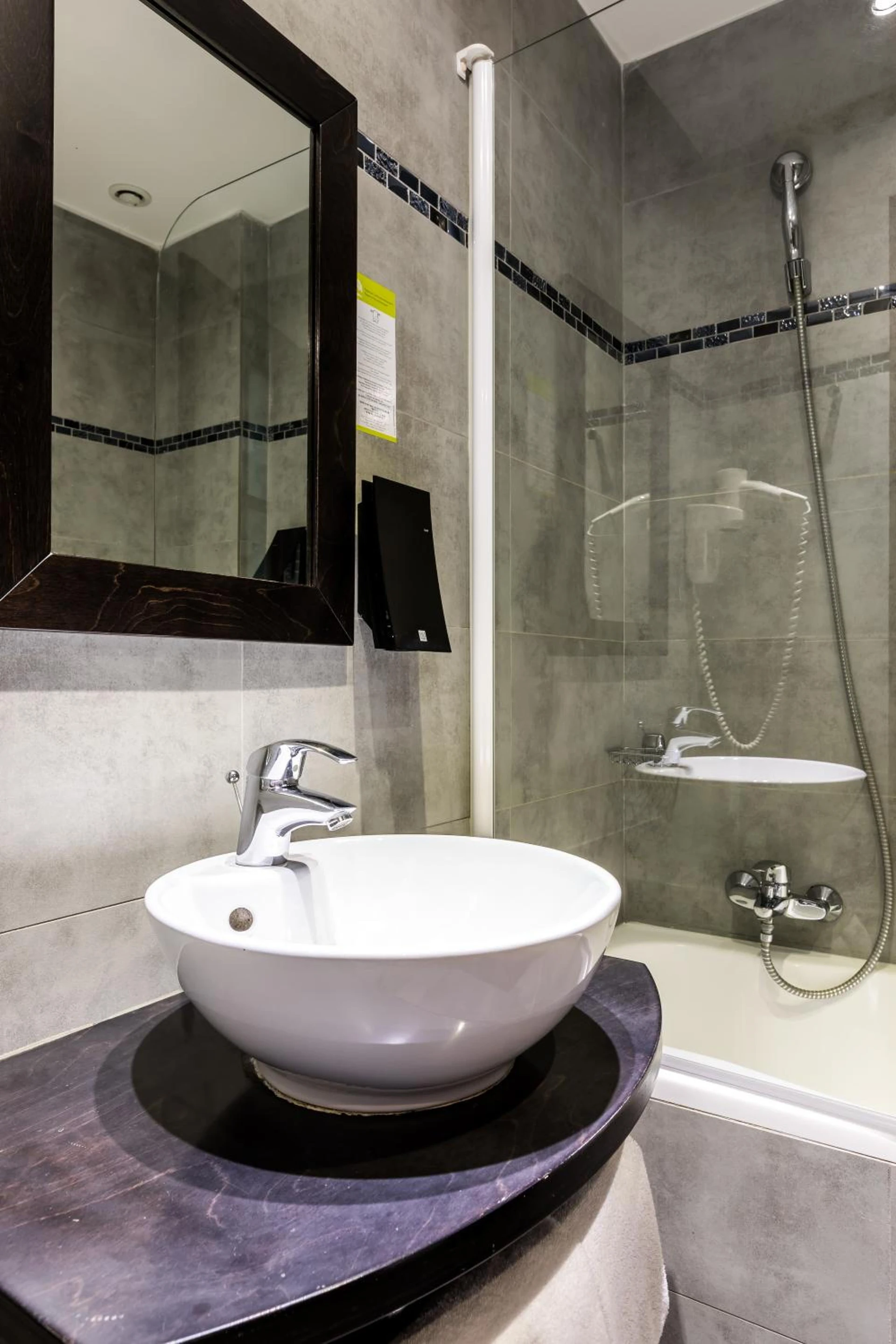 Chambre à Hotel De Suède - Organiser un séminaire d'entreprise à Nice