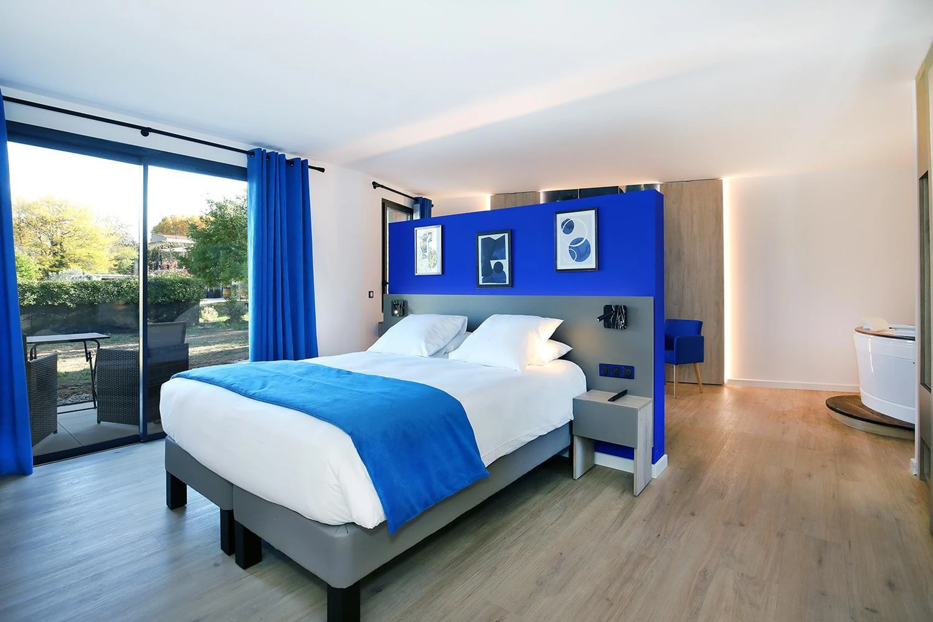 Organiser un séminaire d'entreprise : Logis Hôtel & Spa Déjeunez Sous L'Arbre à rousset