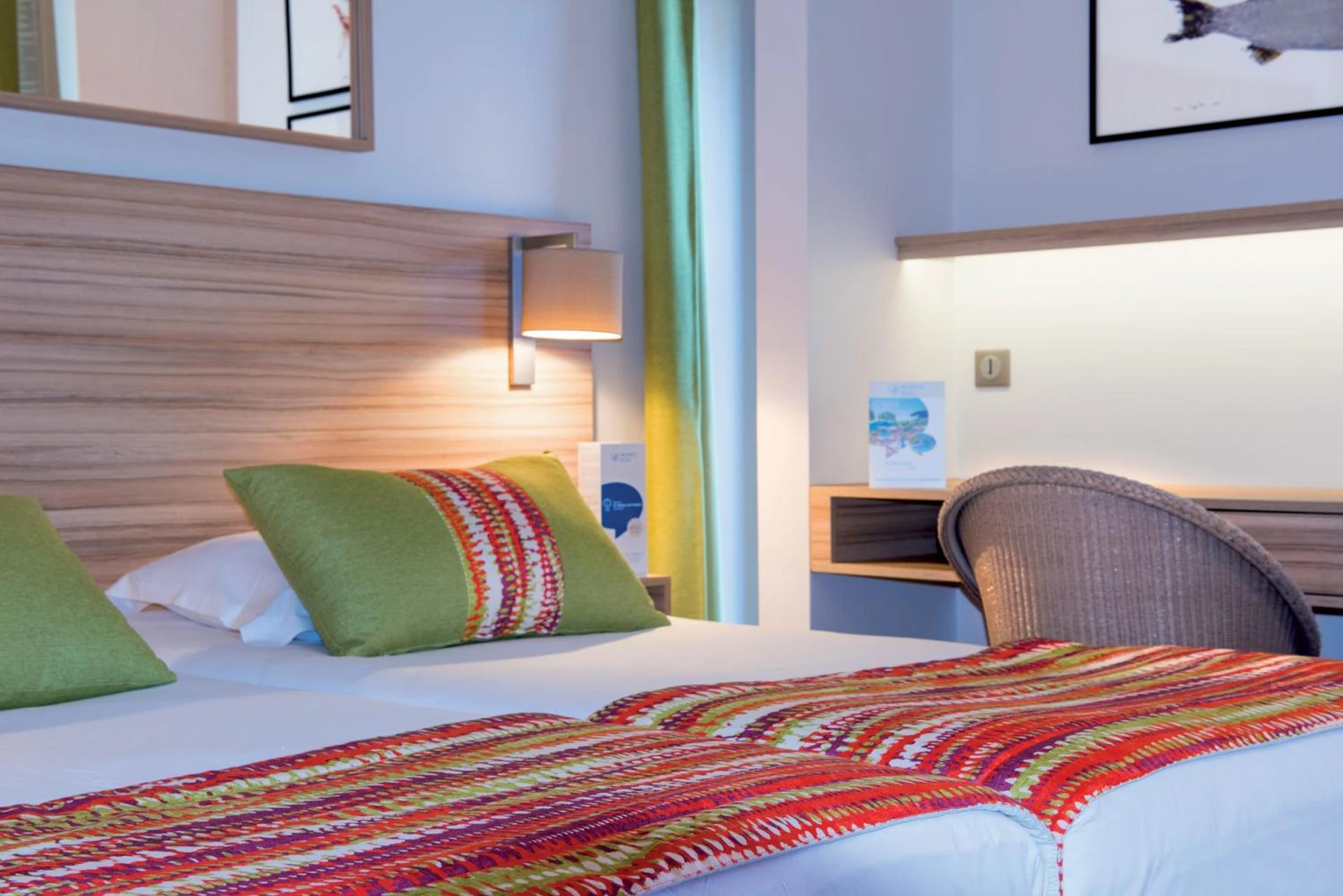 Chambre disponible pour un séminaire d'entreprise à Hôtel Vacances Bleues Delcloy - Saint-Jean-Cap-Ferrat