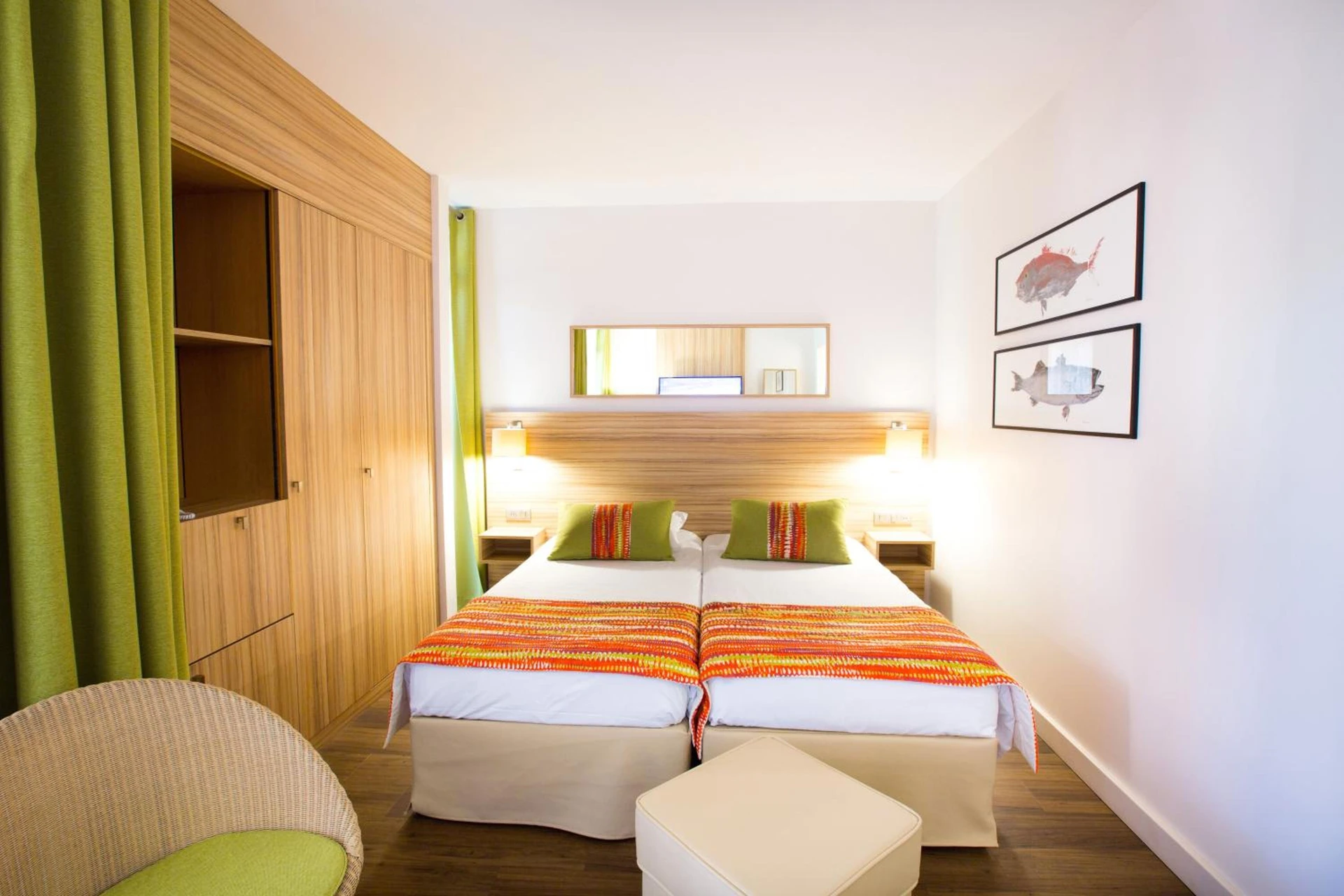Chambre disponible pour un séminaire d'entreprise à Hôtel Vacances Bleues Delcloy - Saint-Jean-Cap-Ferrat