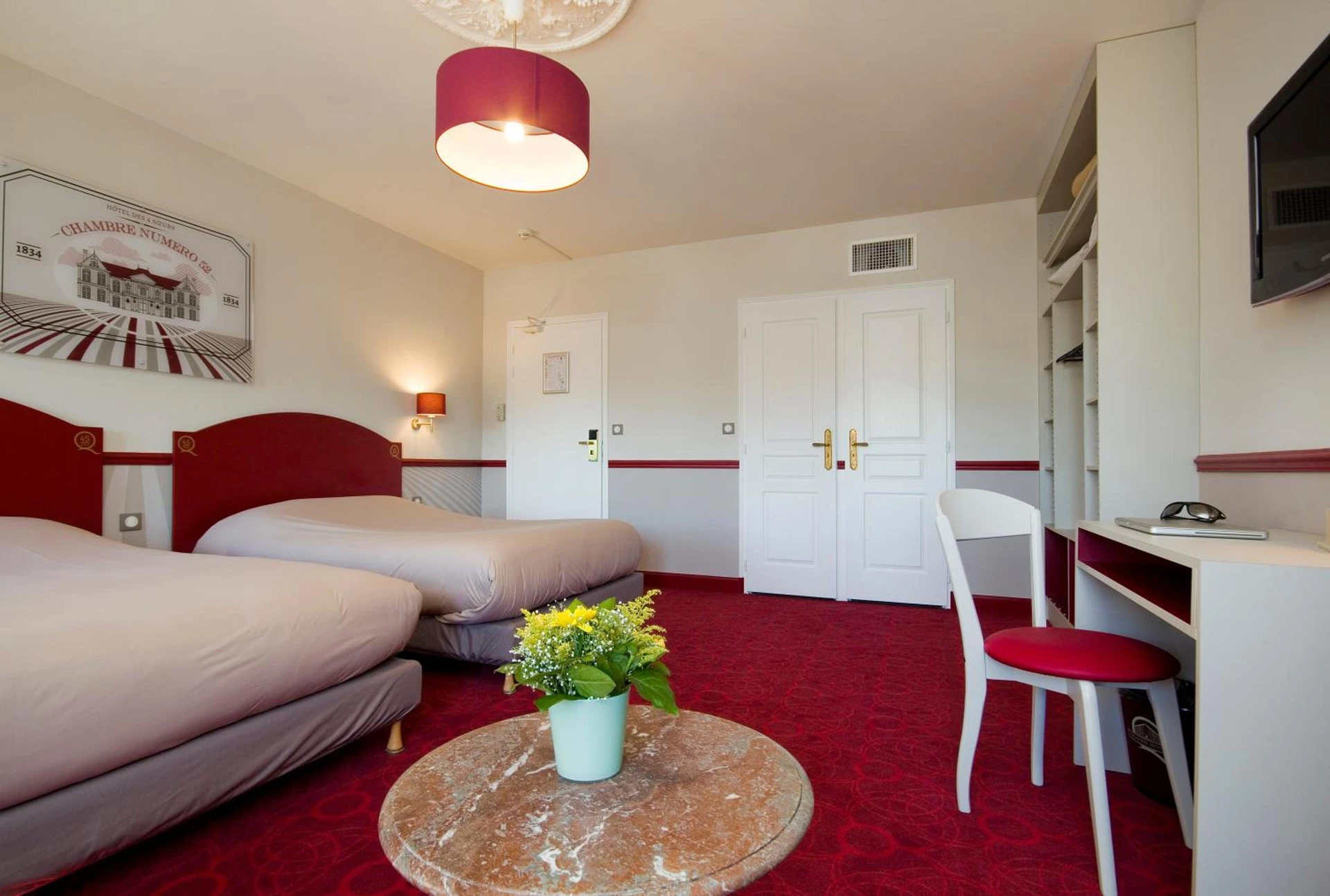 Lieu convivial pour un séminaire d'entreprise à Hotel des 4 Soeurs - Bordeaux - En savoir plus 