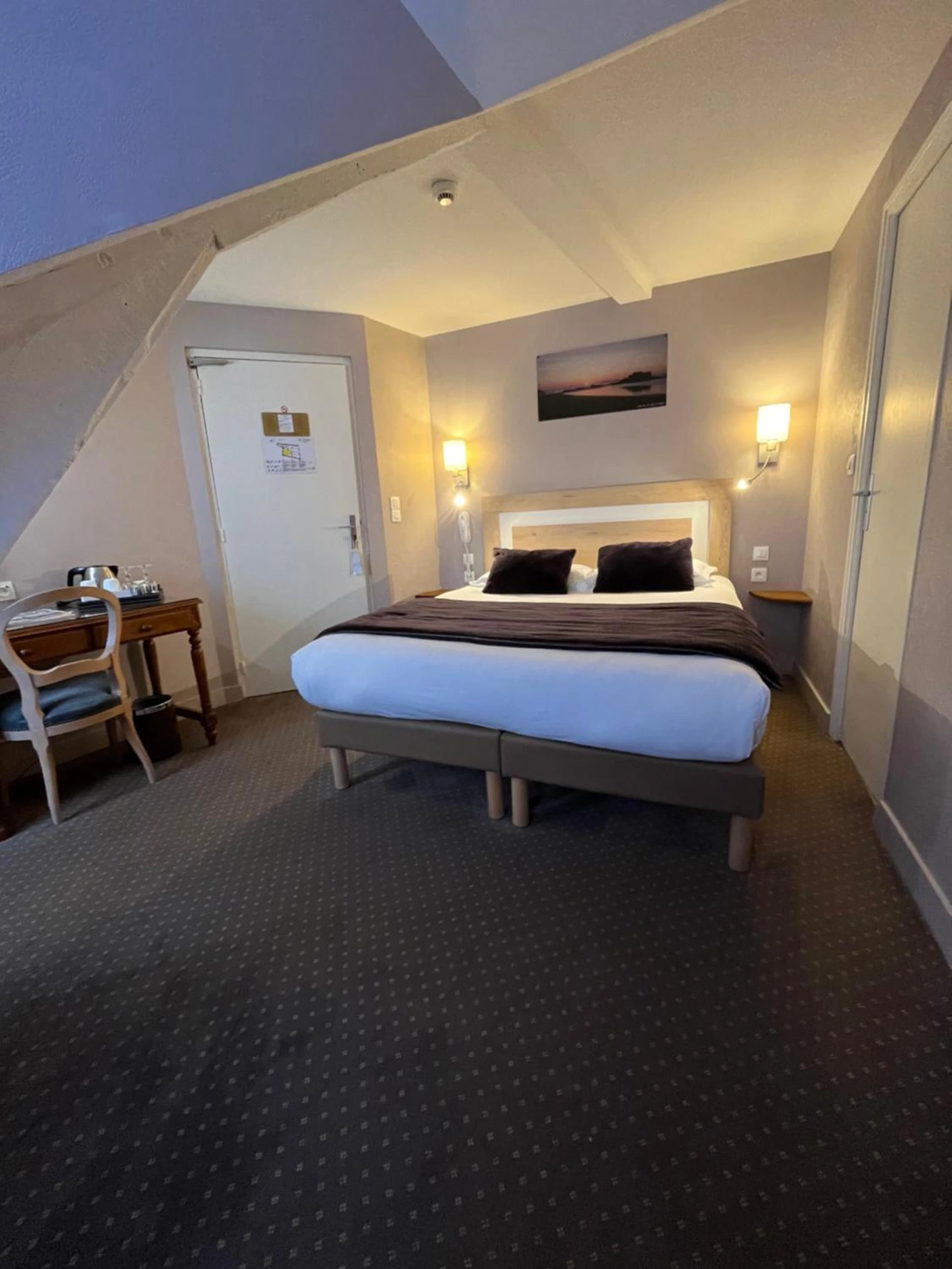 Magnifique chambre pour un séminaire d'entreprise à Hotel des Abers - Saint-Malo
