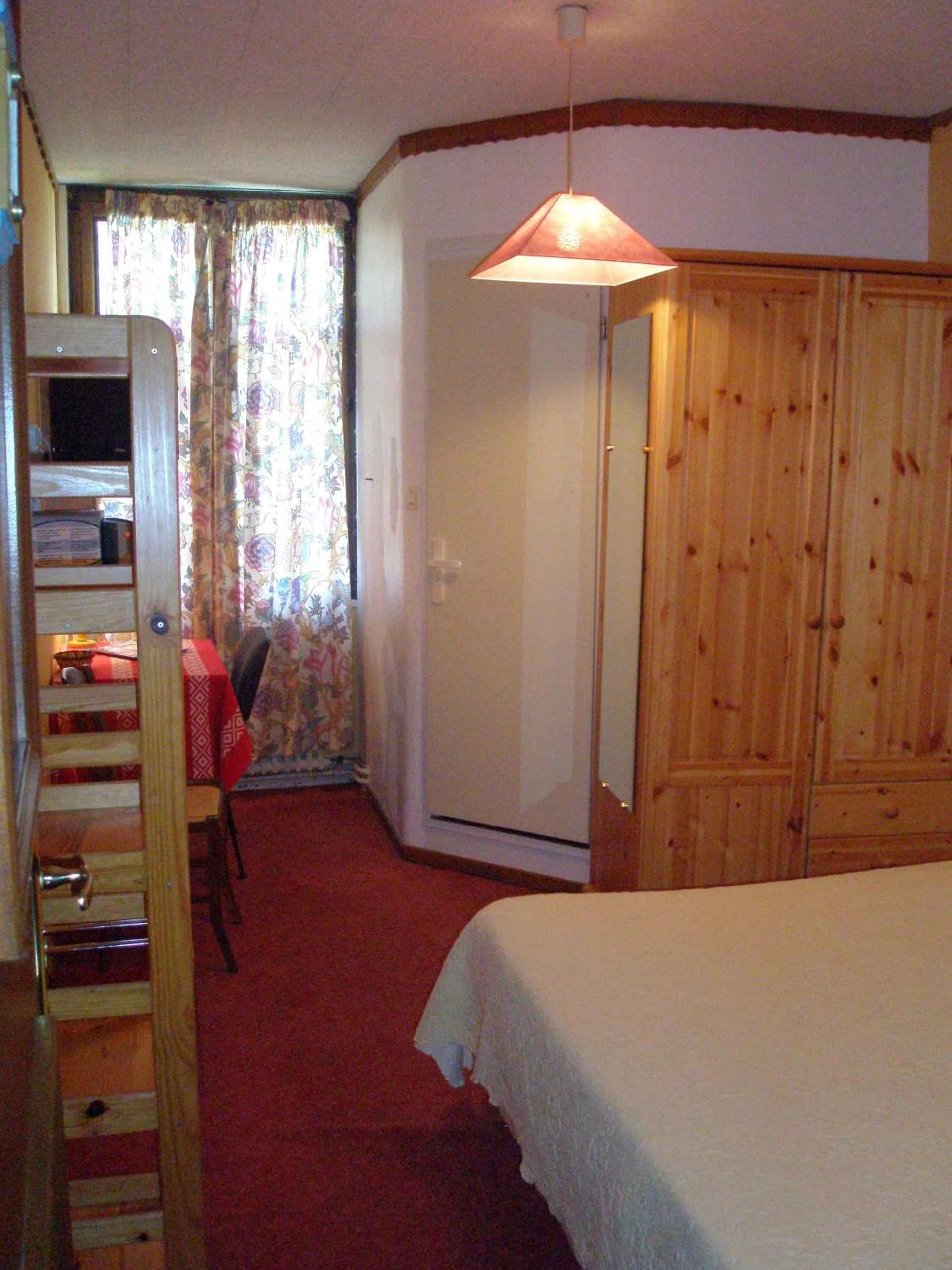 Magnifique chambre pour un séminaire d'entreprise à Hotel des Alpes - Brides-les-Bains