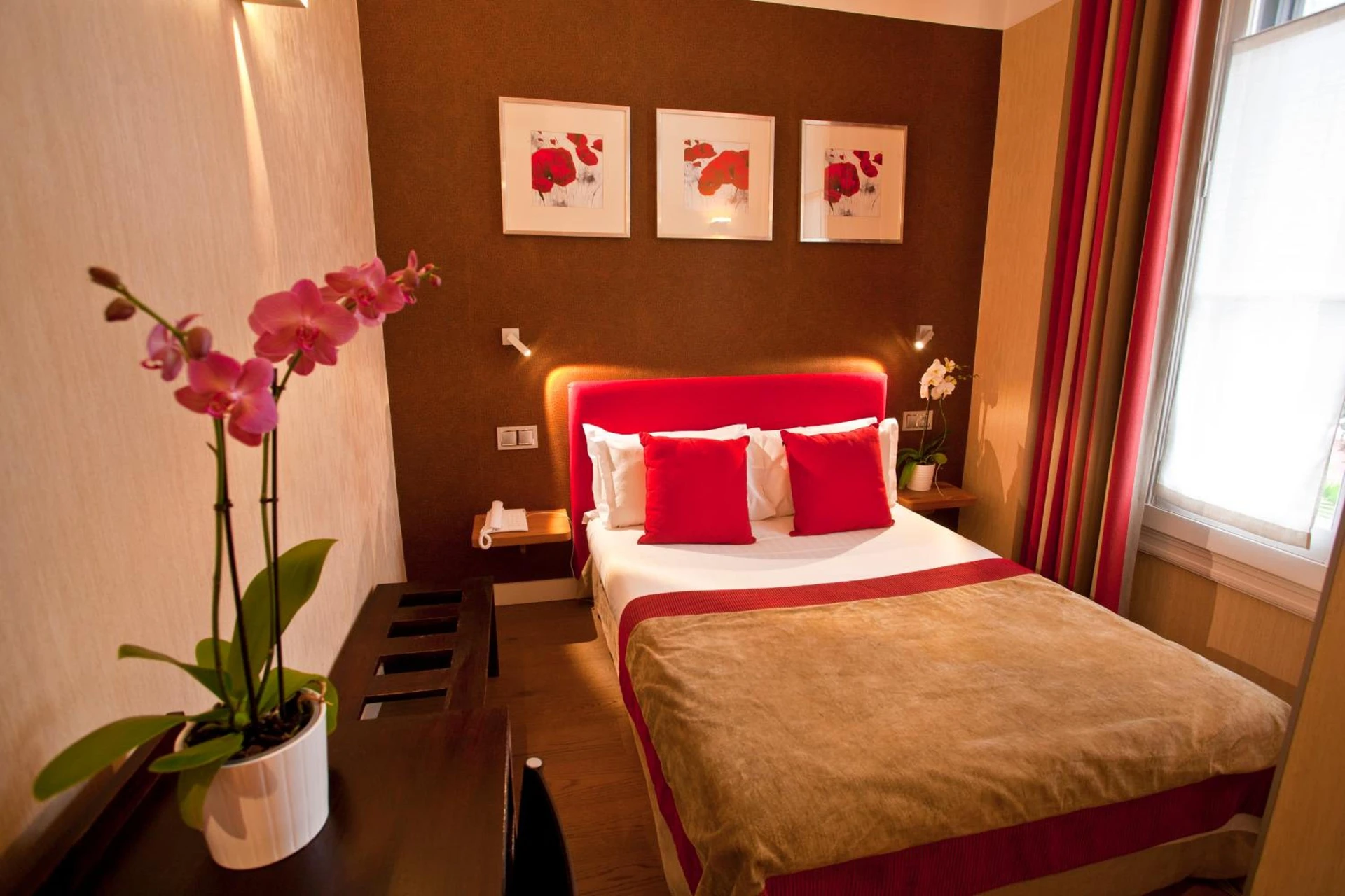 Chambre disponible pour un séminaire d'entreprise à Hotel des Arceaux - Montpellier