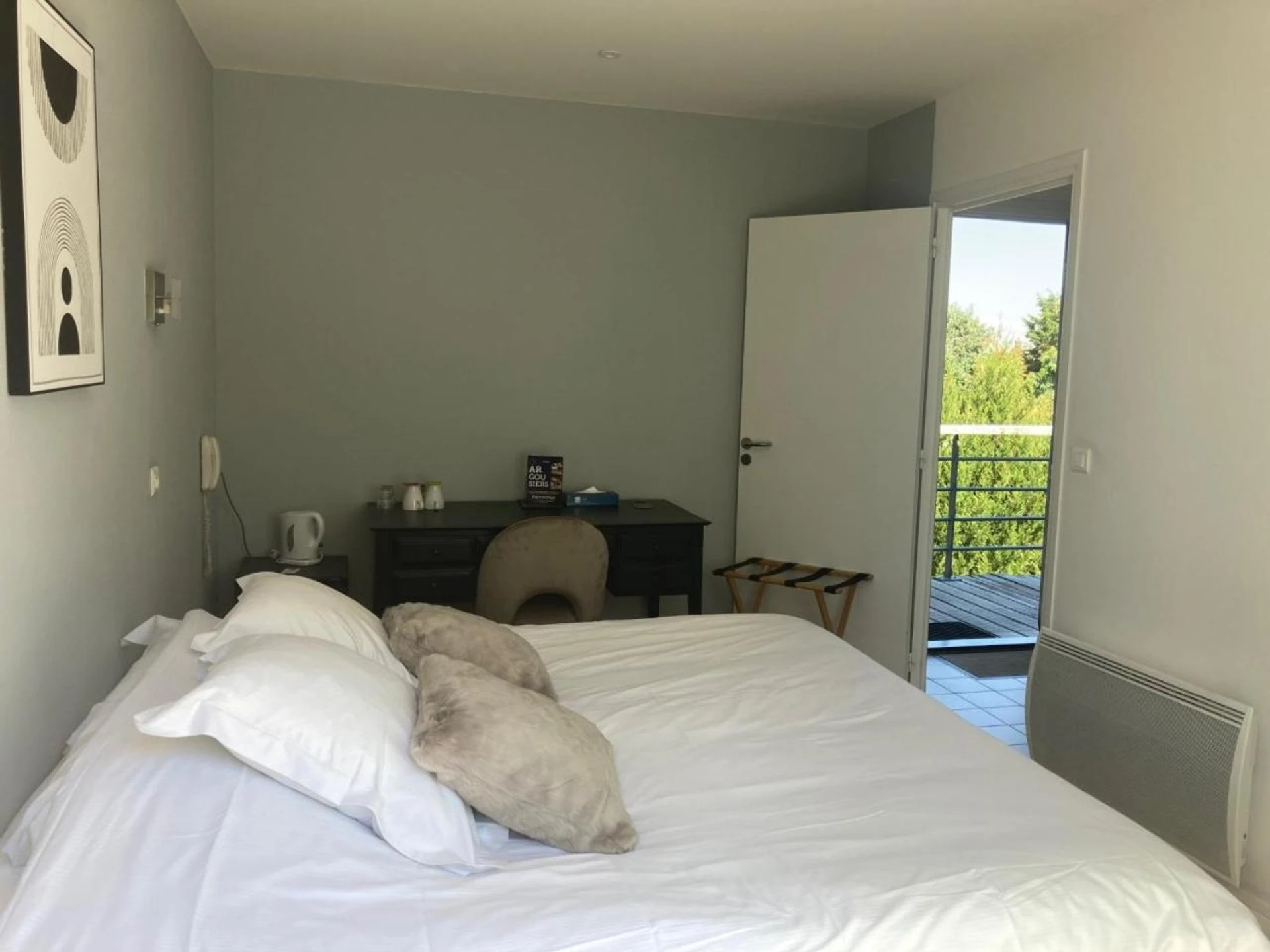 Chambre disponible pour un séminaire d'entreprise à Hôtel Des Argousiers - Ambleteuse