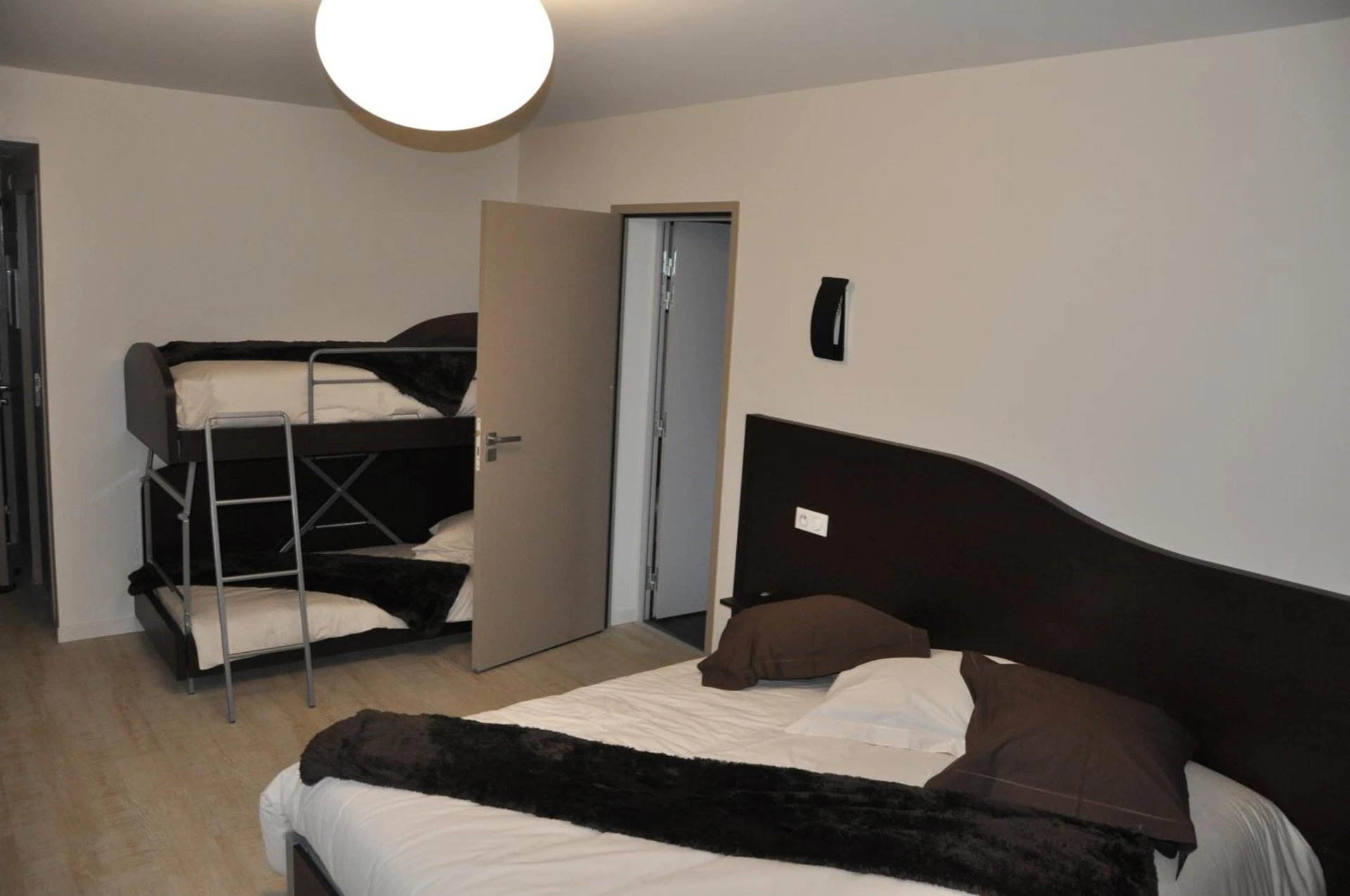 Chambre disponible pour un séminaire d'entreprise à The Originals City, Hôtel des Arts, Montauban - Nègrepelisse