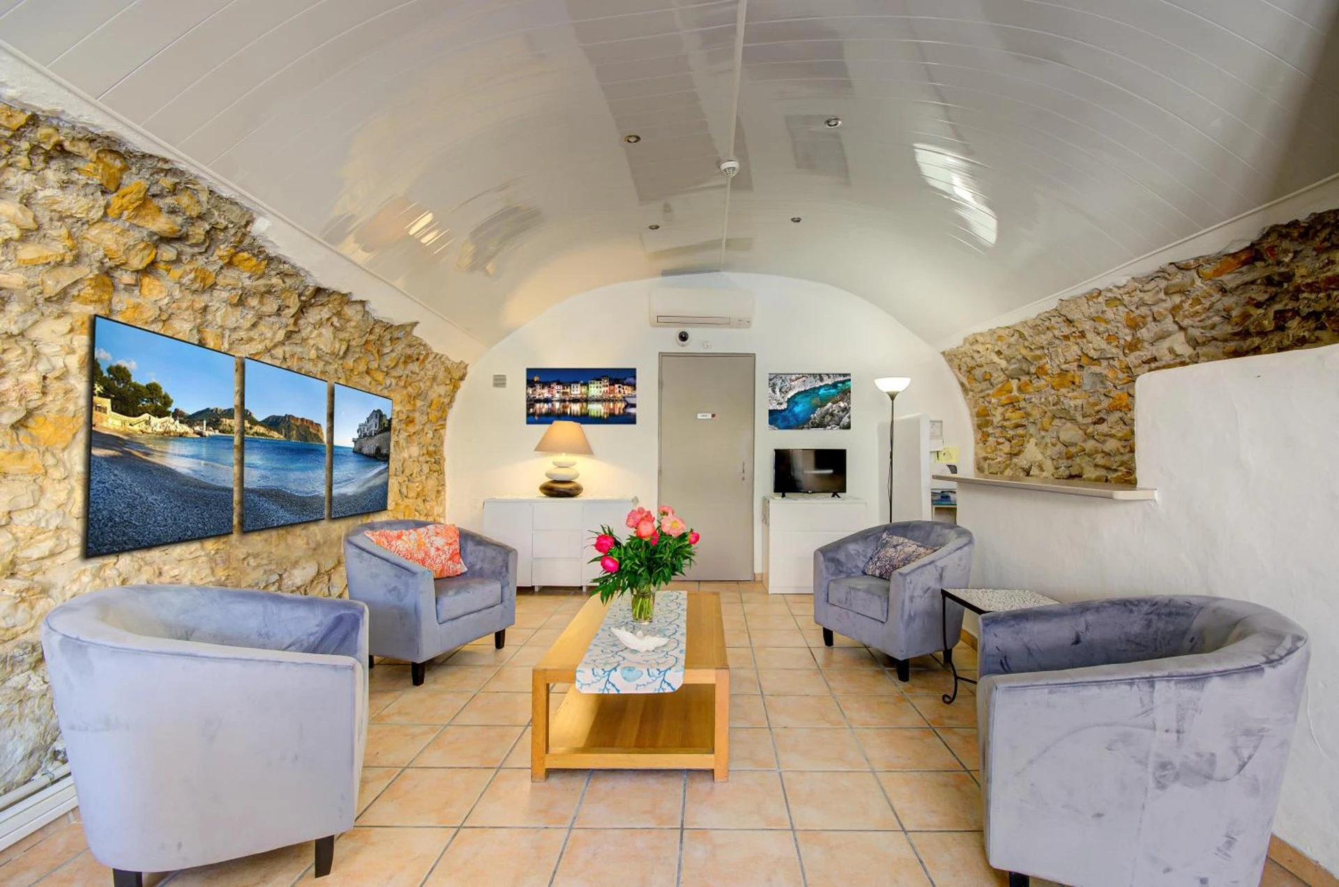 Organiser un séminaire d'entreprise : HOTEL DES CALANQUES à cassis