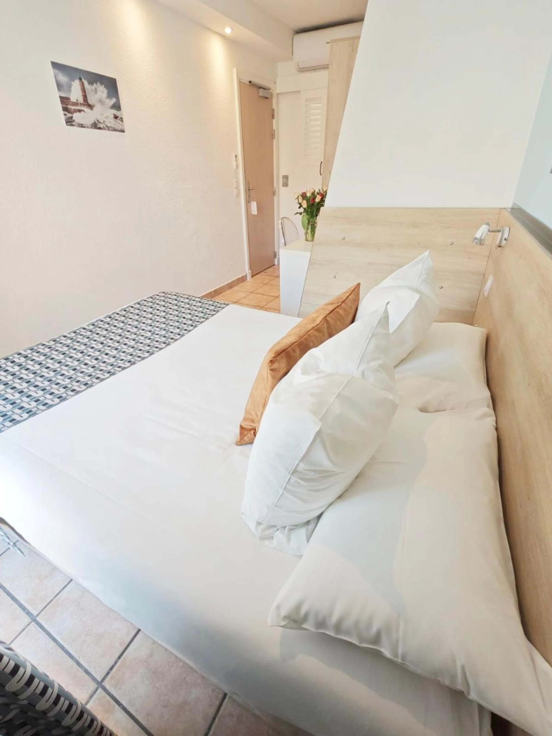 Magnifique chambre pour un séminaire d'entreprise à HOTEL DES CALANQUES - Cassis