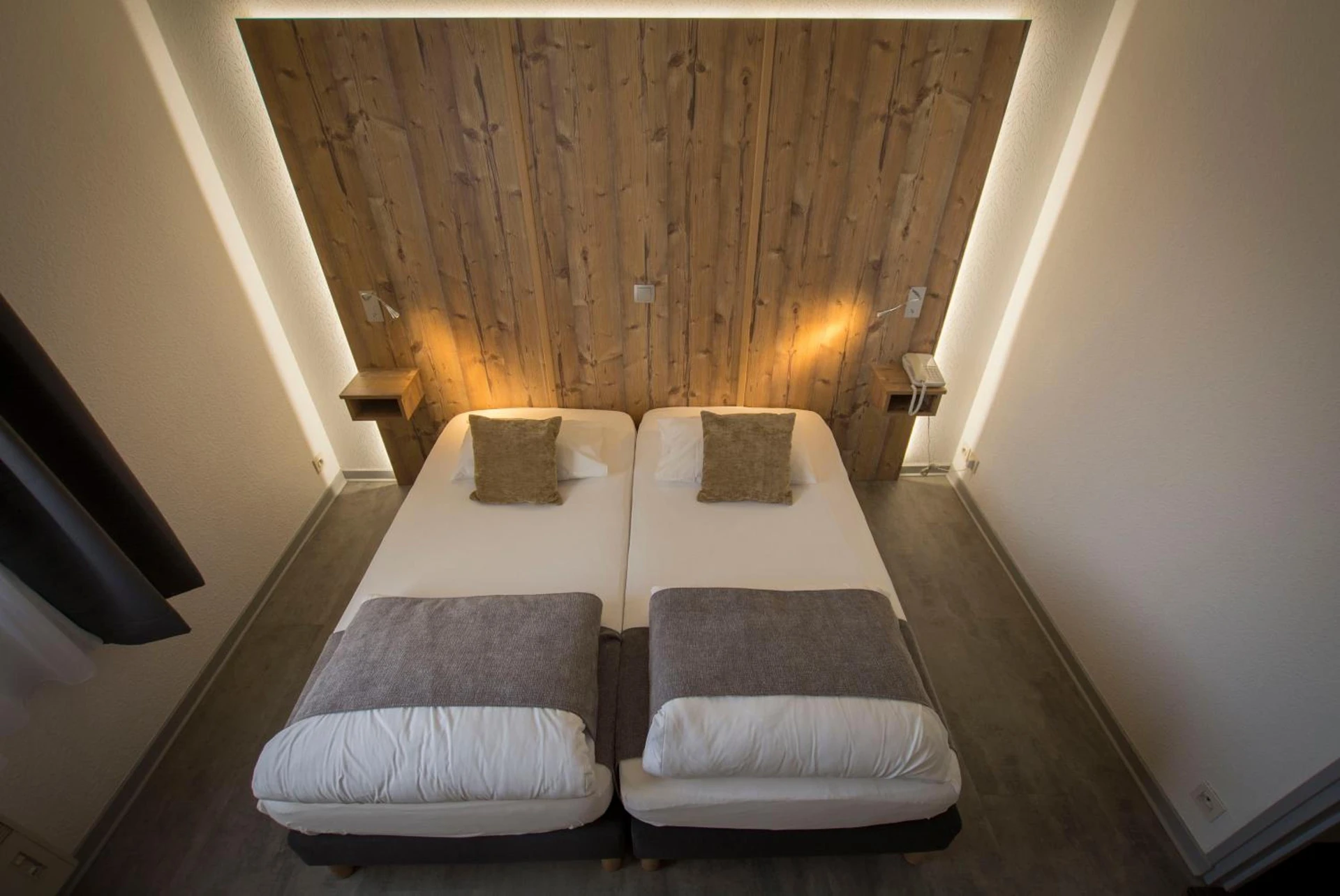 Chambre disponible pour un séminaire d'entreprise à Logis Hotel des Cépages - Arbois