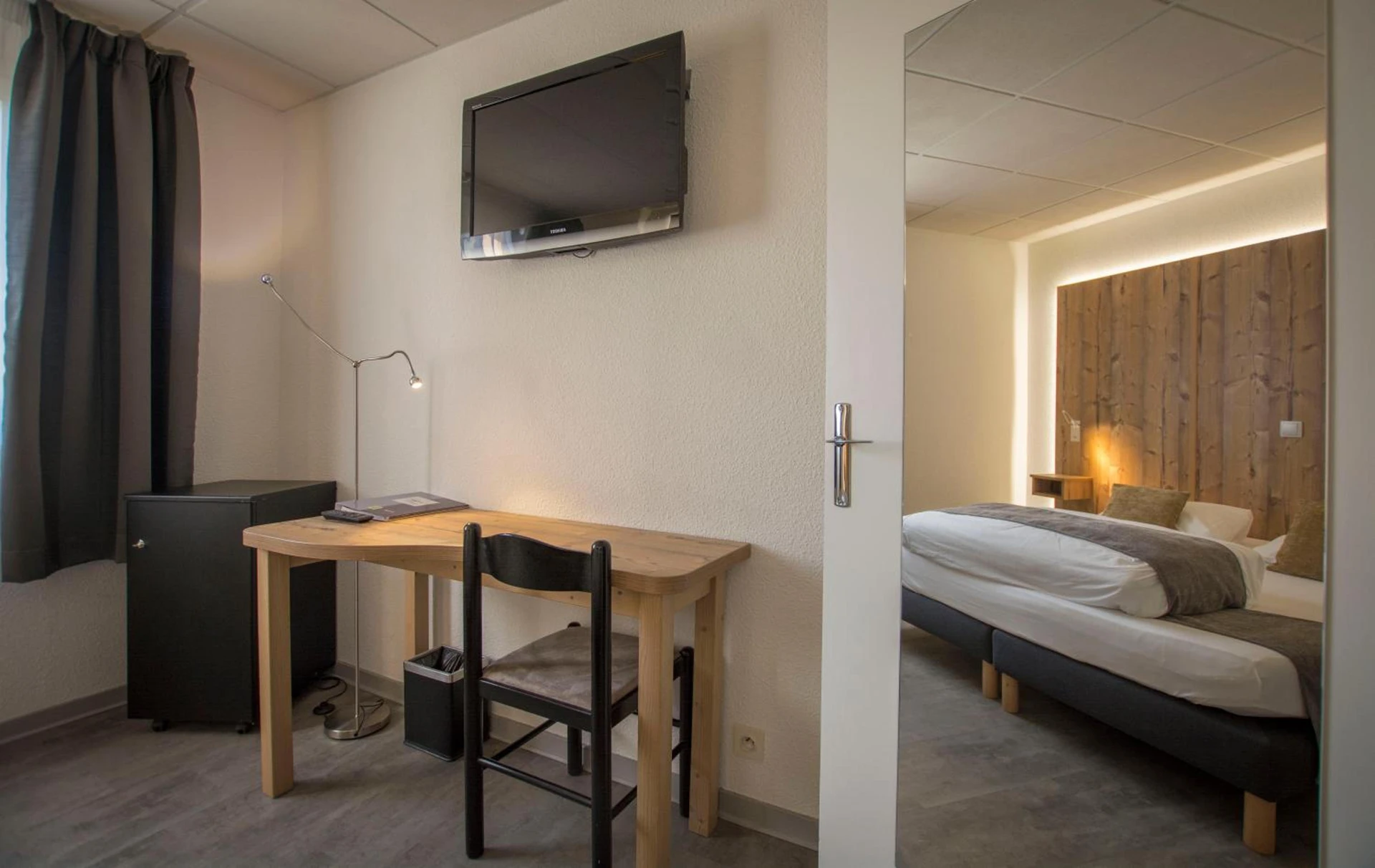 Magnifique chambre pour un séminaire d'entreprise à Logis Hotel des Cépages - Arbois