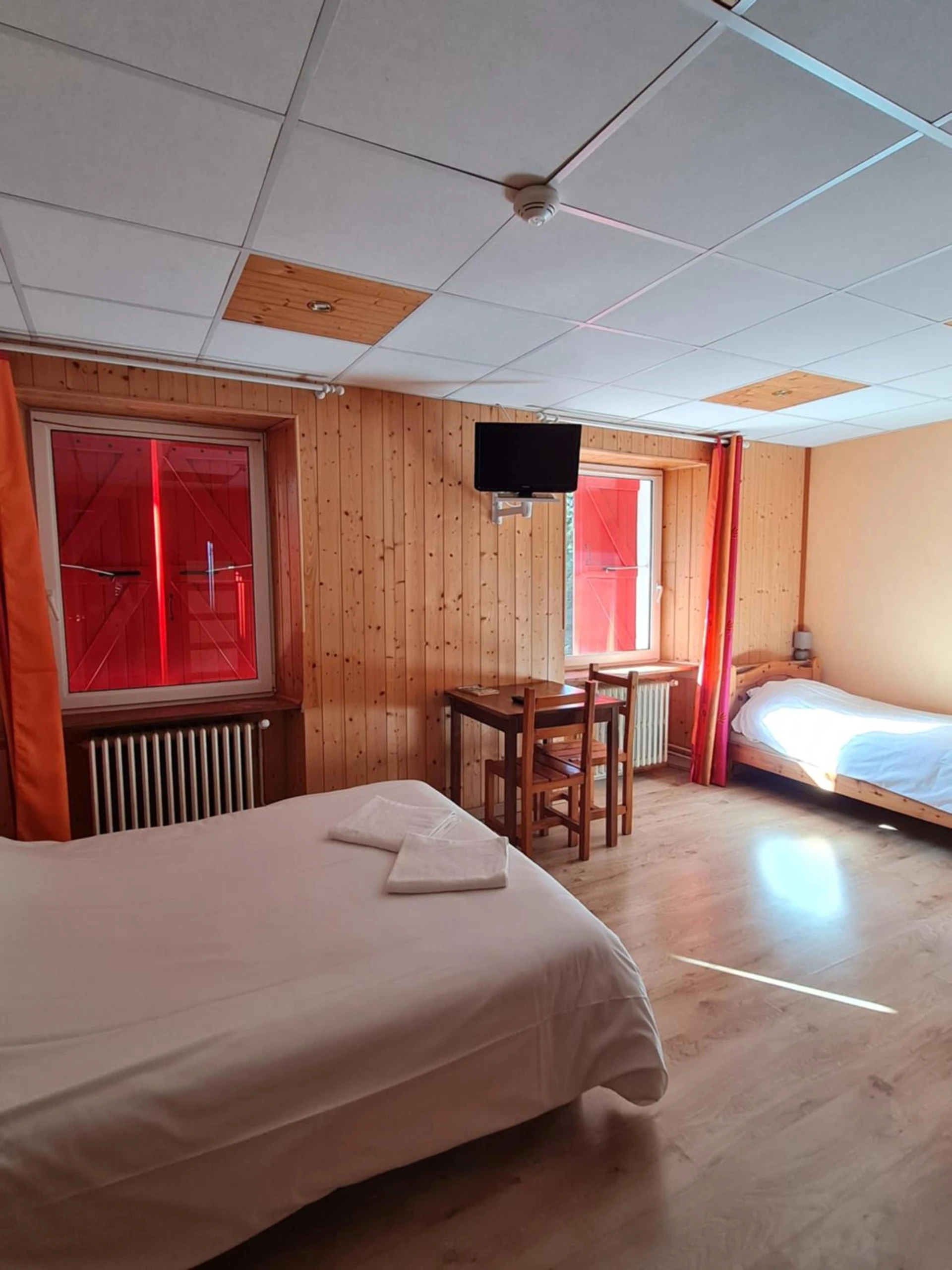 Chambre disponible pour un séminaire d'entreprise à Hôtel des Cévennes - Mézilhac