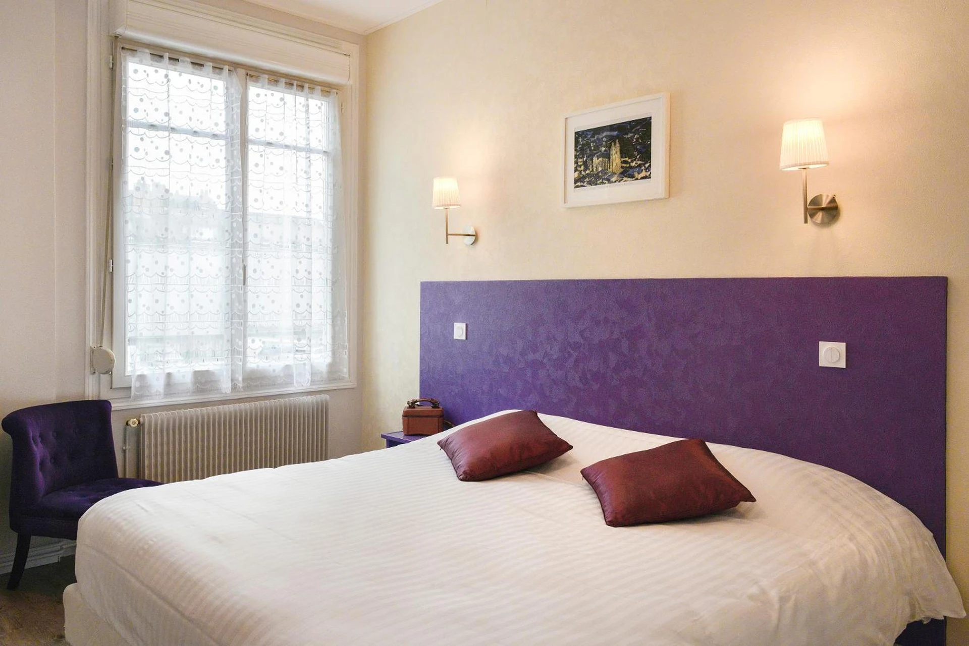 Chambre disponible pour un séminaire d'entreprise à Logis Hôtel Des Châteaux De La Loire - Tours