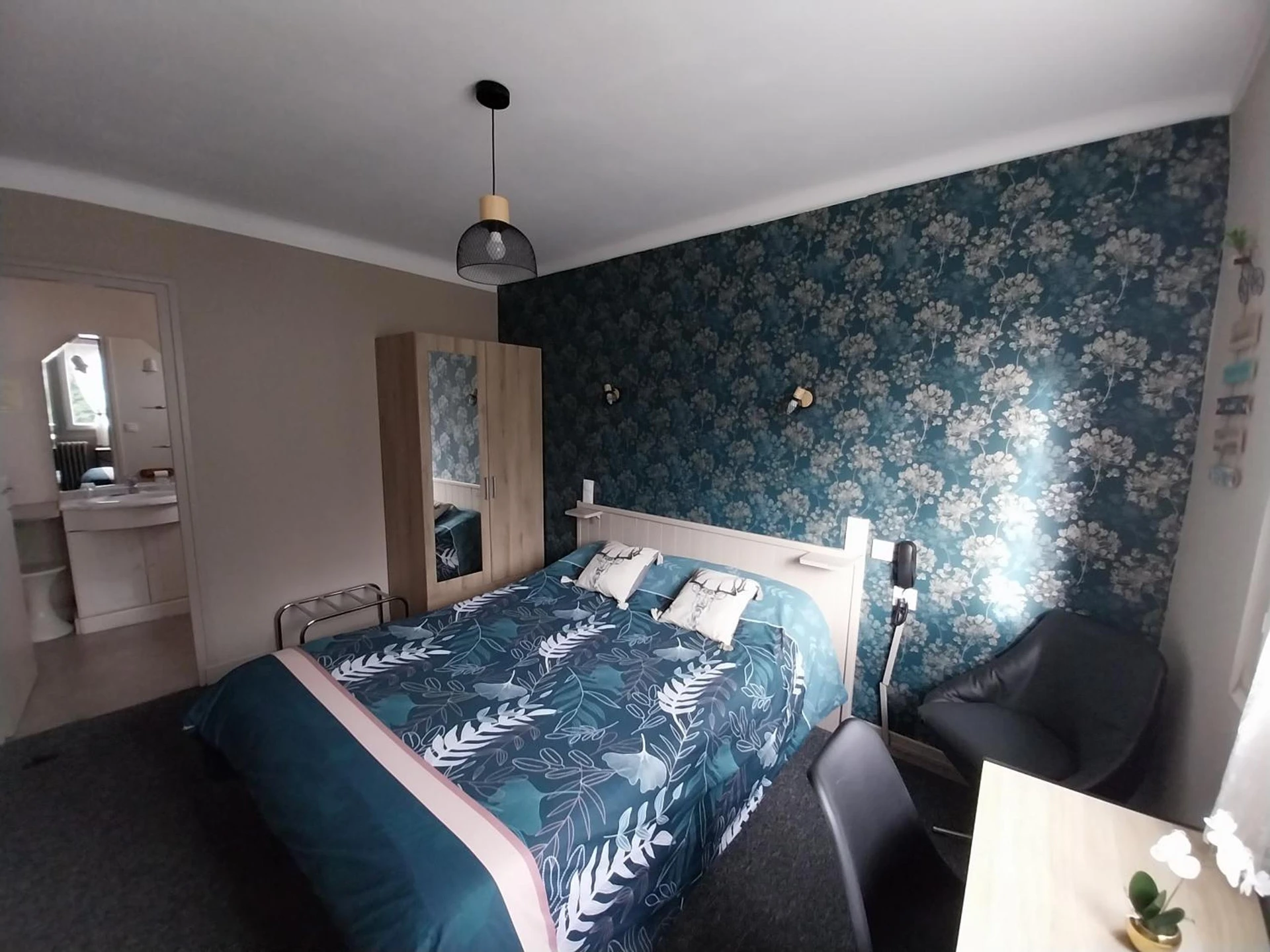 Chambre disponible pour un séminaire d'entreprise à Hôtel les Deux Cols - Sainte-Marie-de-Campan