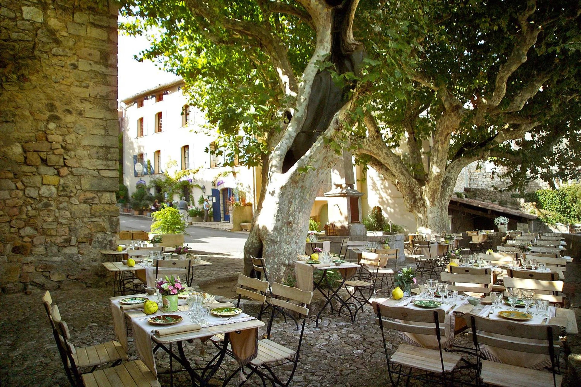 Organiser un séminaire d'entreprise : Hotel Restaurant des Deux Rocs à seillans