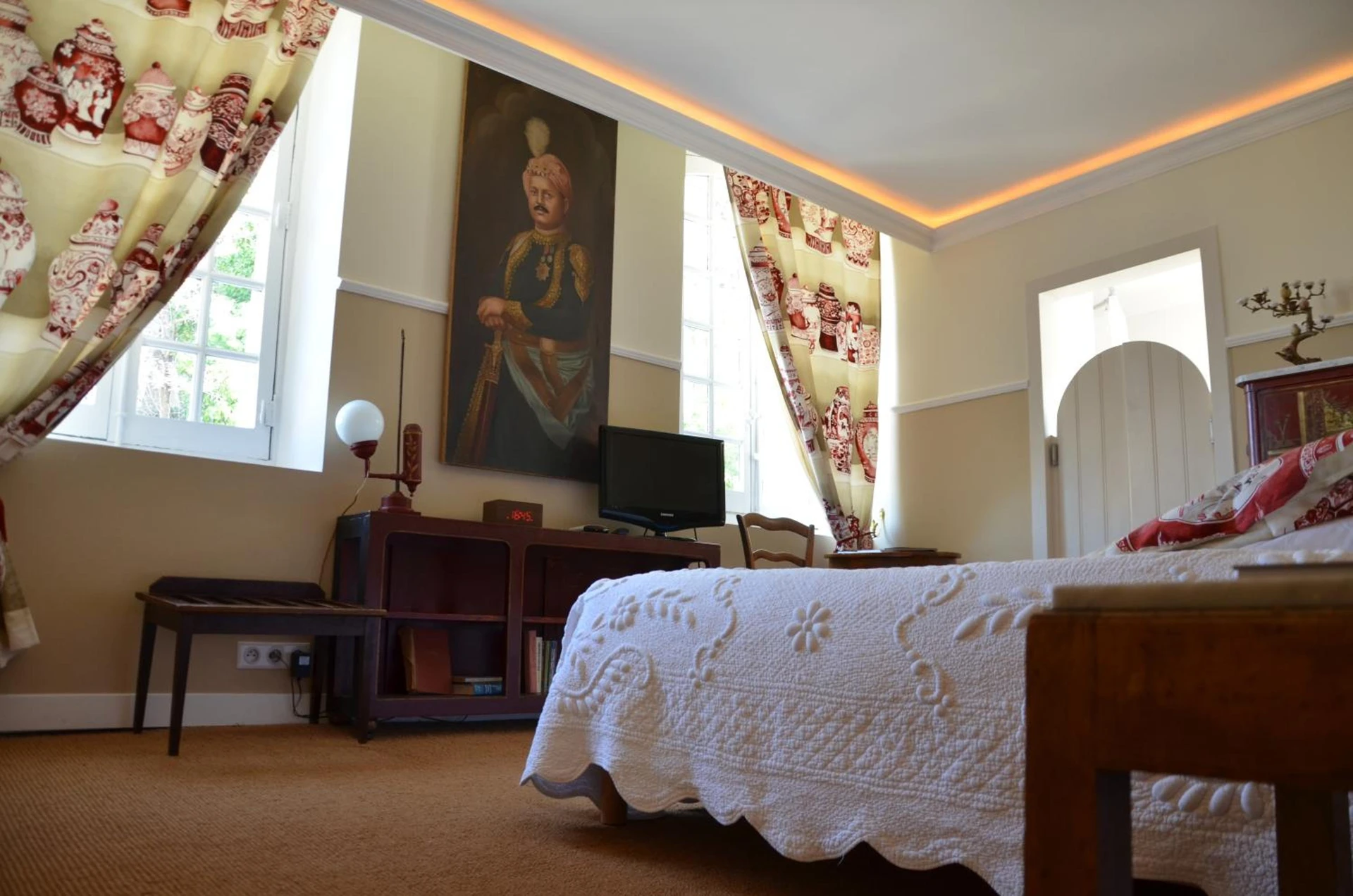 Magnifique chambre pour un séminaire d'entreprise à Hotel Restaurant des Deux Rocs - Seillans