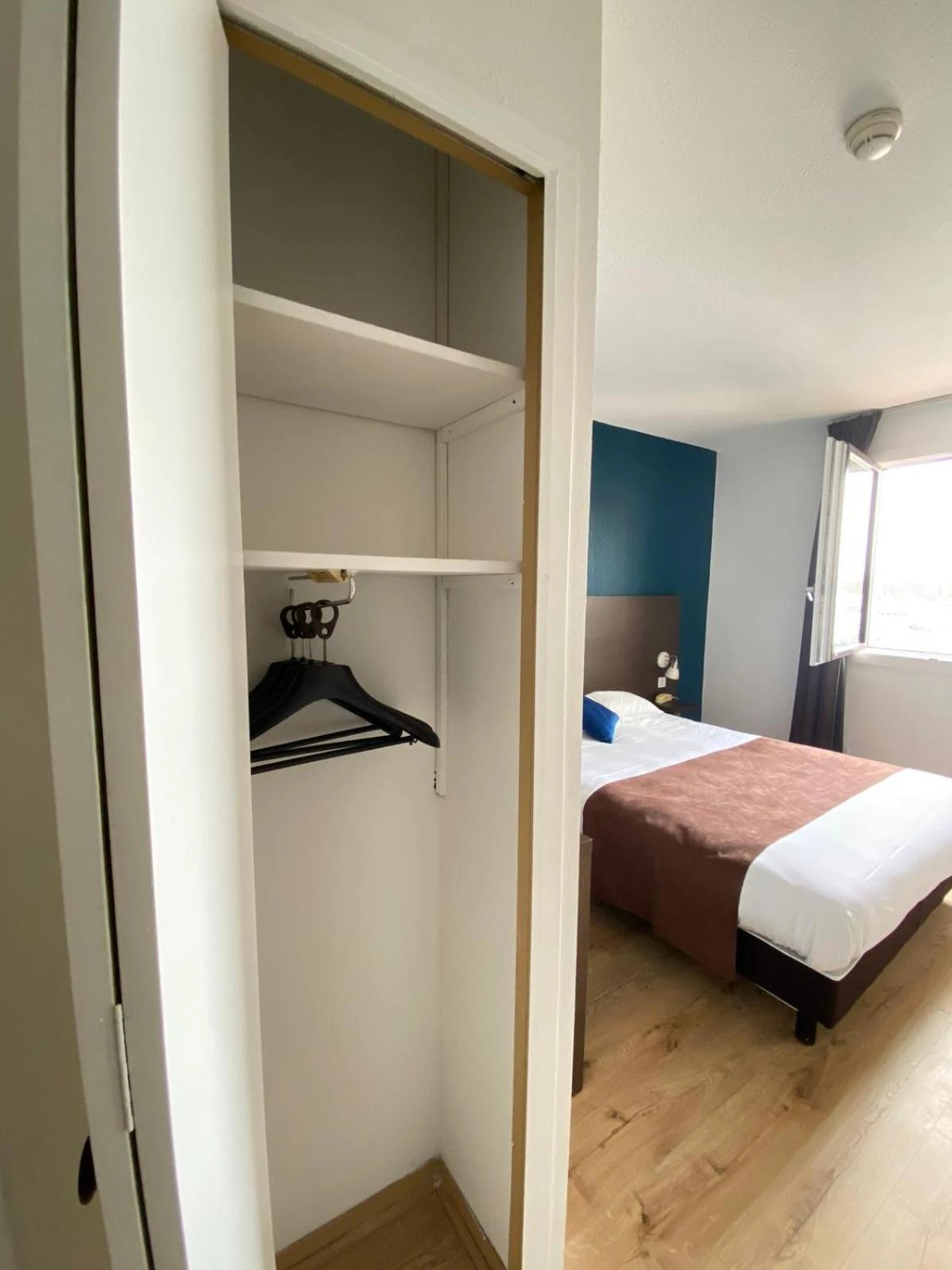 Chambre disponible pour un séminaire d'entreprise à Contact Hôtel des États-Unis - Toulouse