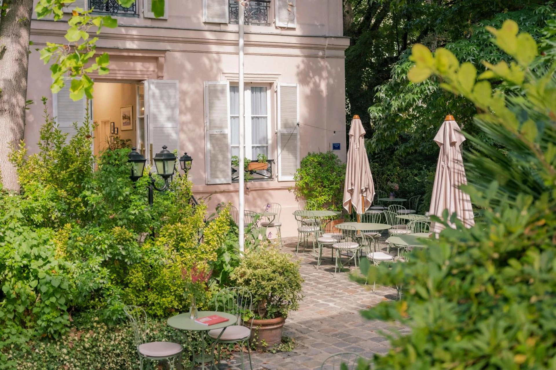 Chambre à Hotel des Grandes Ecoles - Organiser un séminaire d'entreprise à Paris