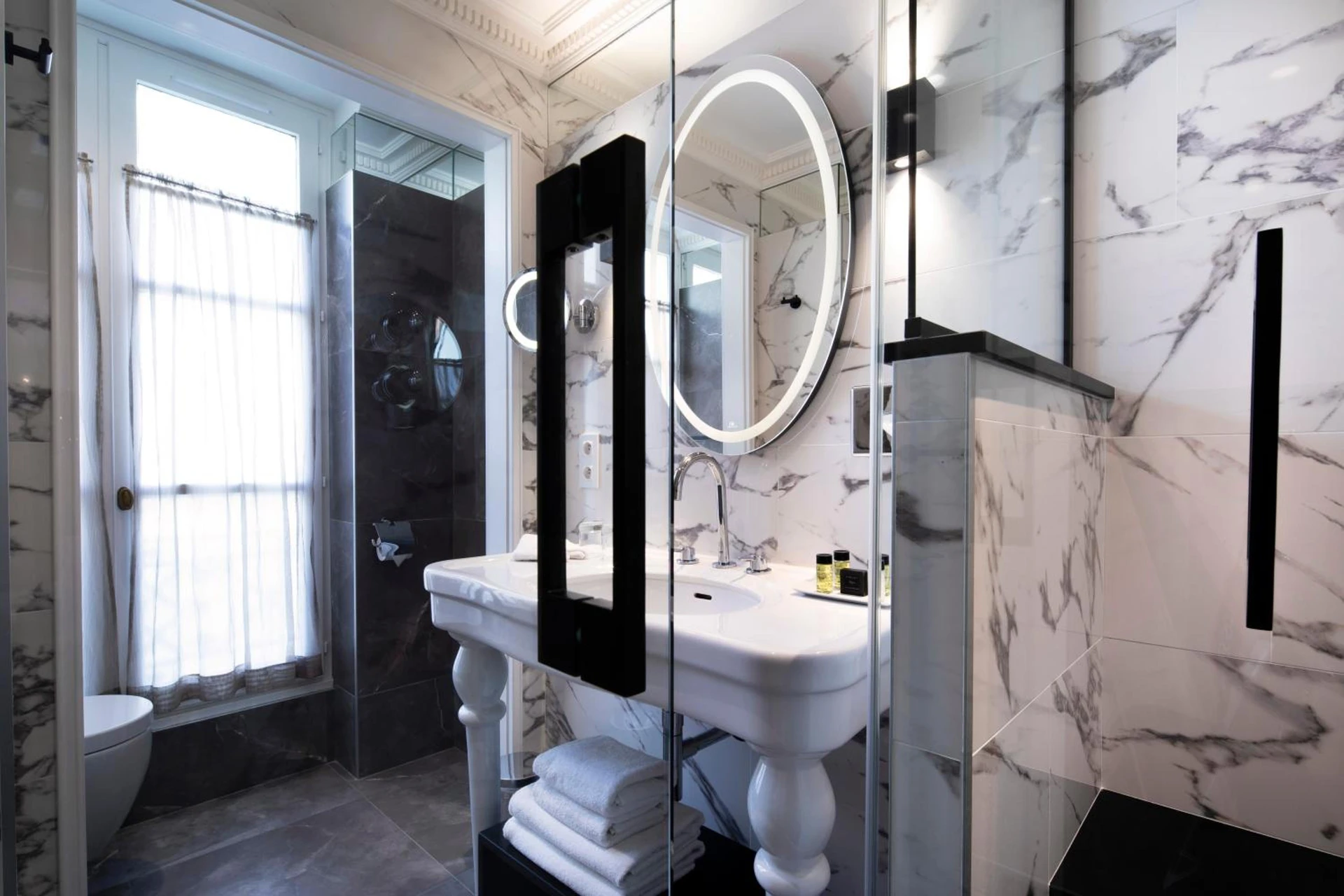 Chambre à Hôtel des Grands Hommes - Organiser un séminaire d'entreprise à Paris