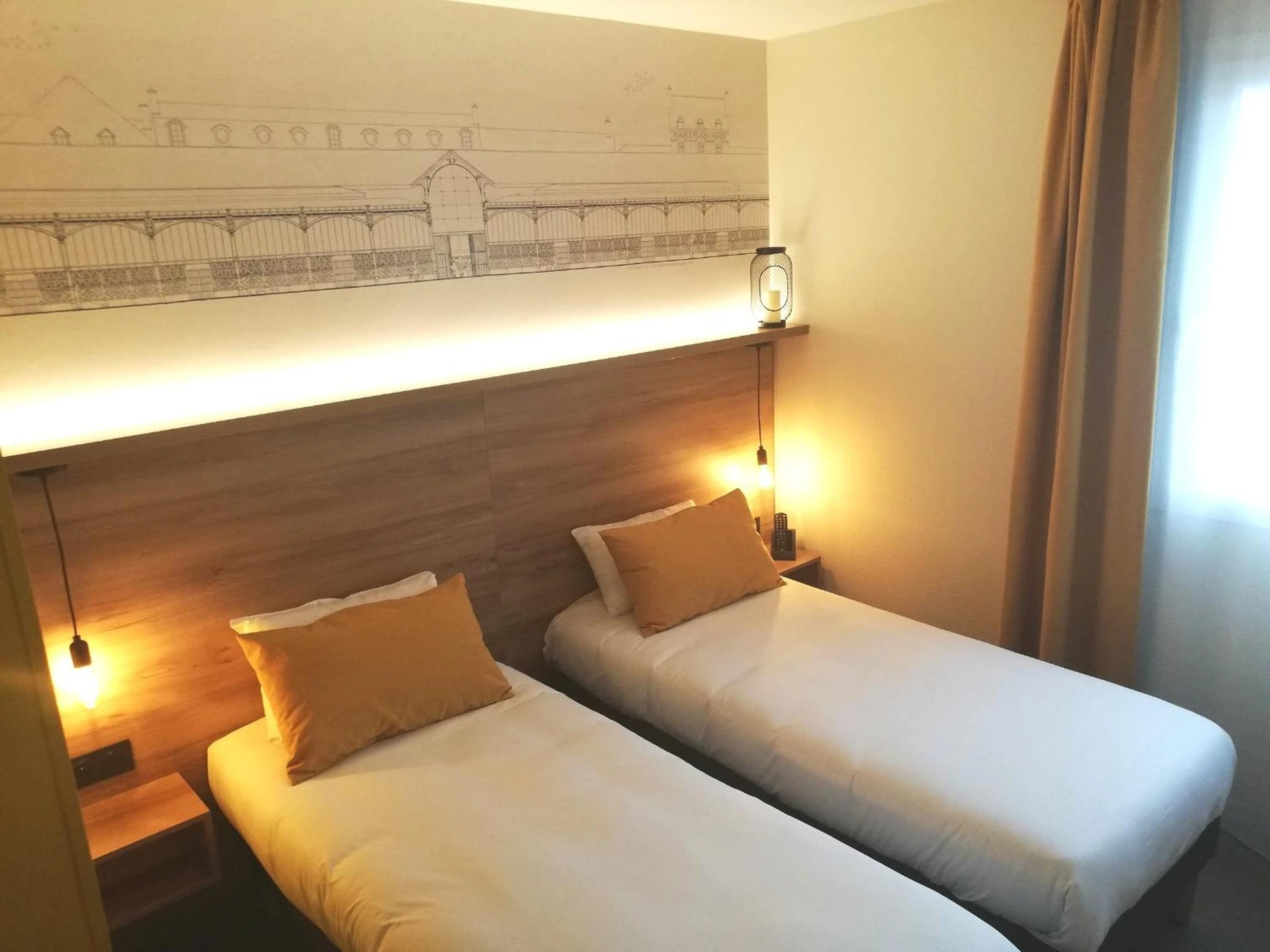 Chambre disponible pour un séminaire d'entreprise à Hôtel des Halles - Dijon