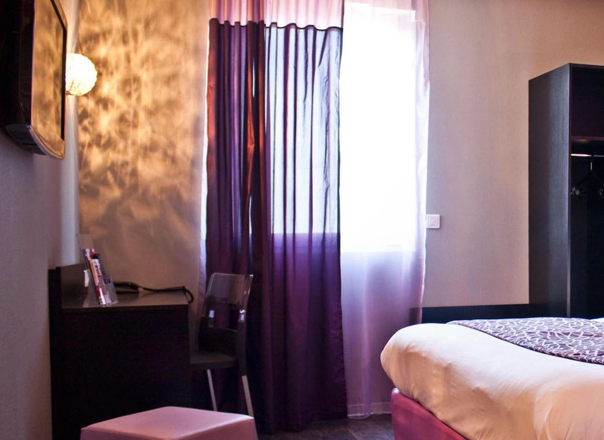 Magnifique chambre pour un séminaire d'entreprise à The Originals City, Hôtel des Lys, Dreux - Dreux