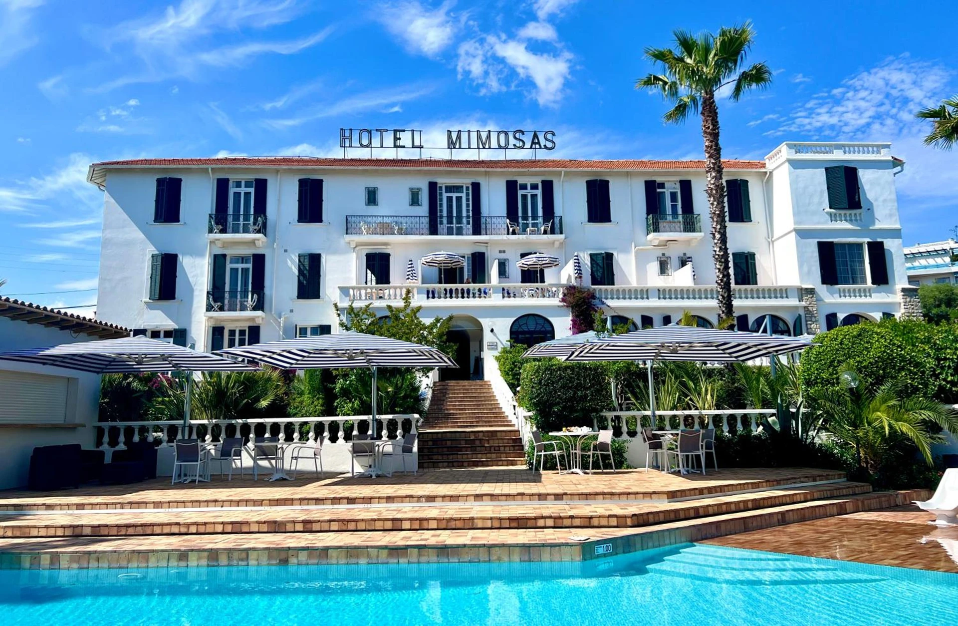 Organiser un séminaire d'entreprise : Hotel des Mimosas à juan-les-pins