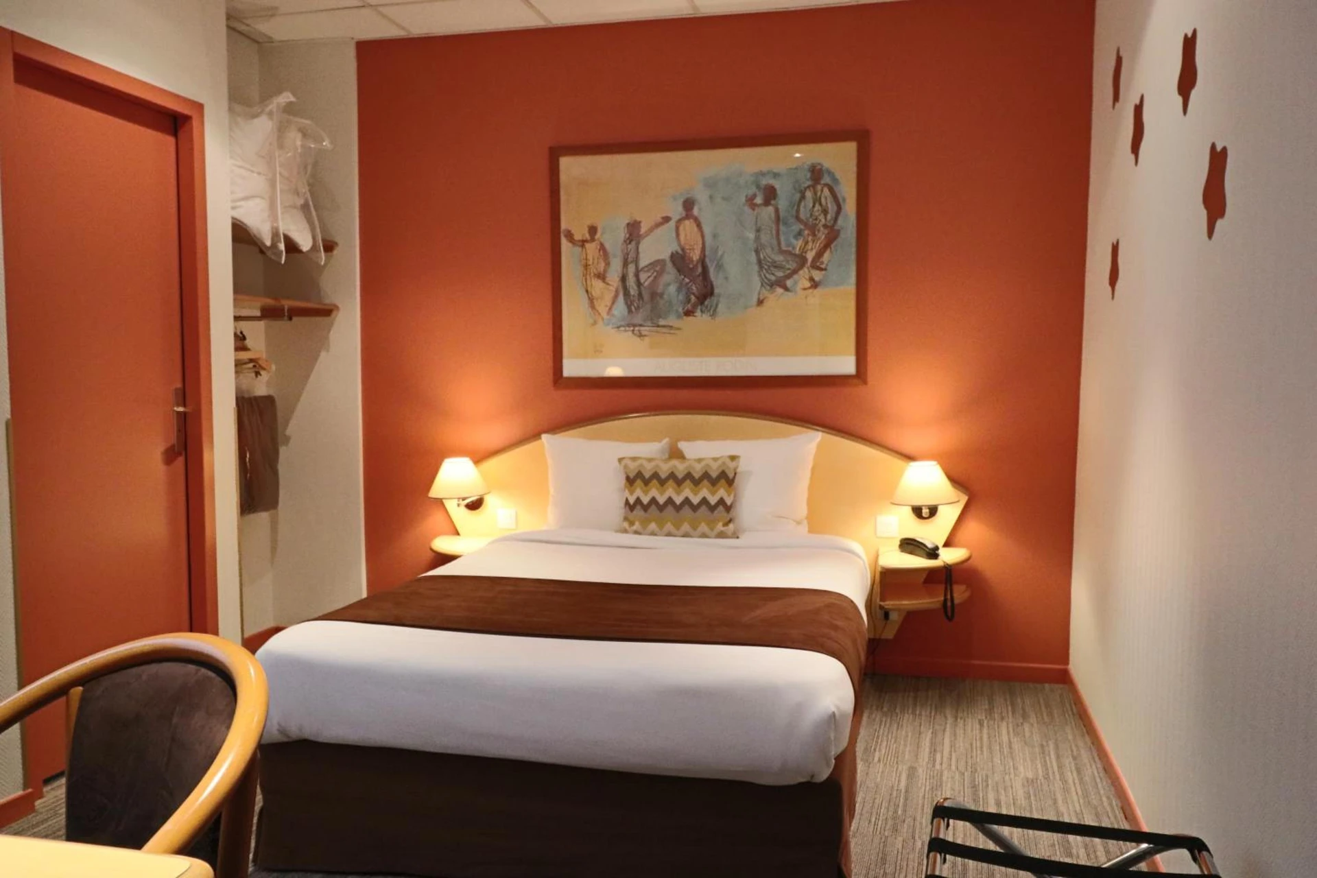 Chambre disponible pour un séminaire d'entreprise à Logis-Hôtel des Oliviers - Thionville