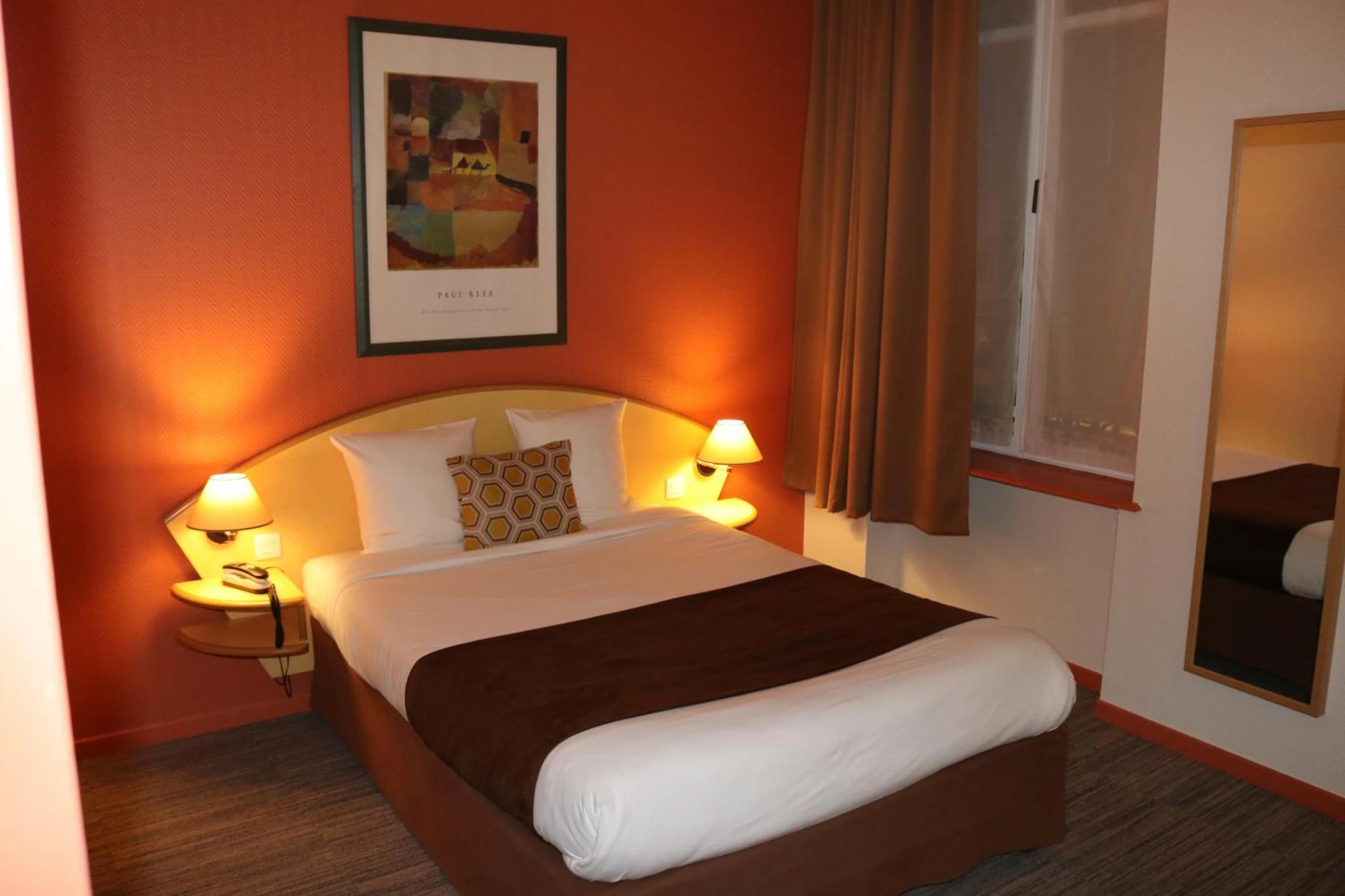 Magnifique chambre pour un séminaire d'entreprise à Logis-Hôtel des Oliviers - Thionville