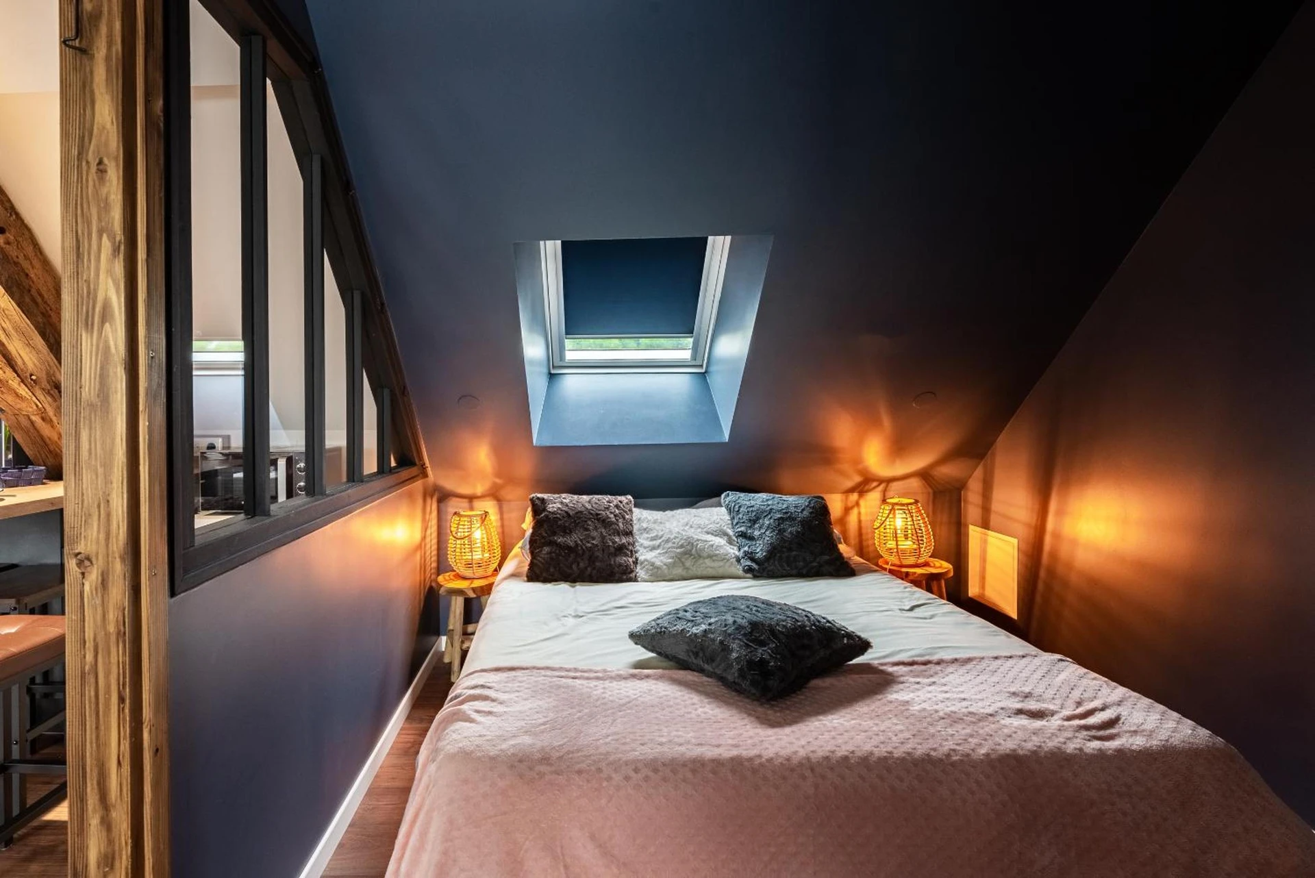 Chambre à SOUS LE HAUT DES REMPARTS - Organiser un séminaire d'entreprise à Beaune