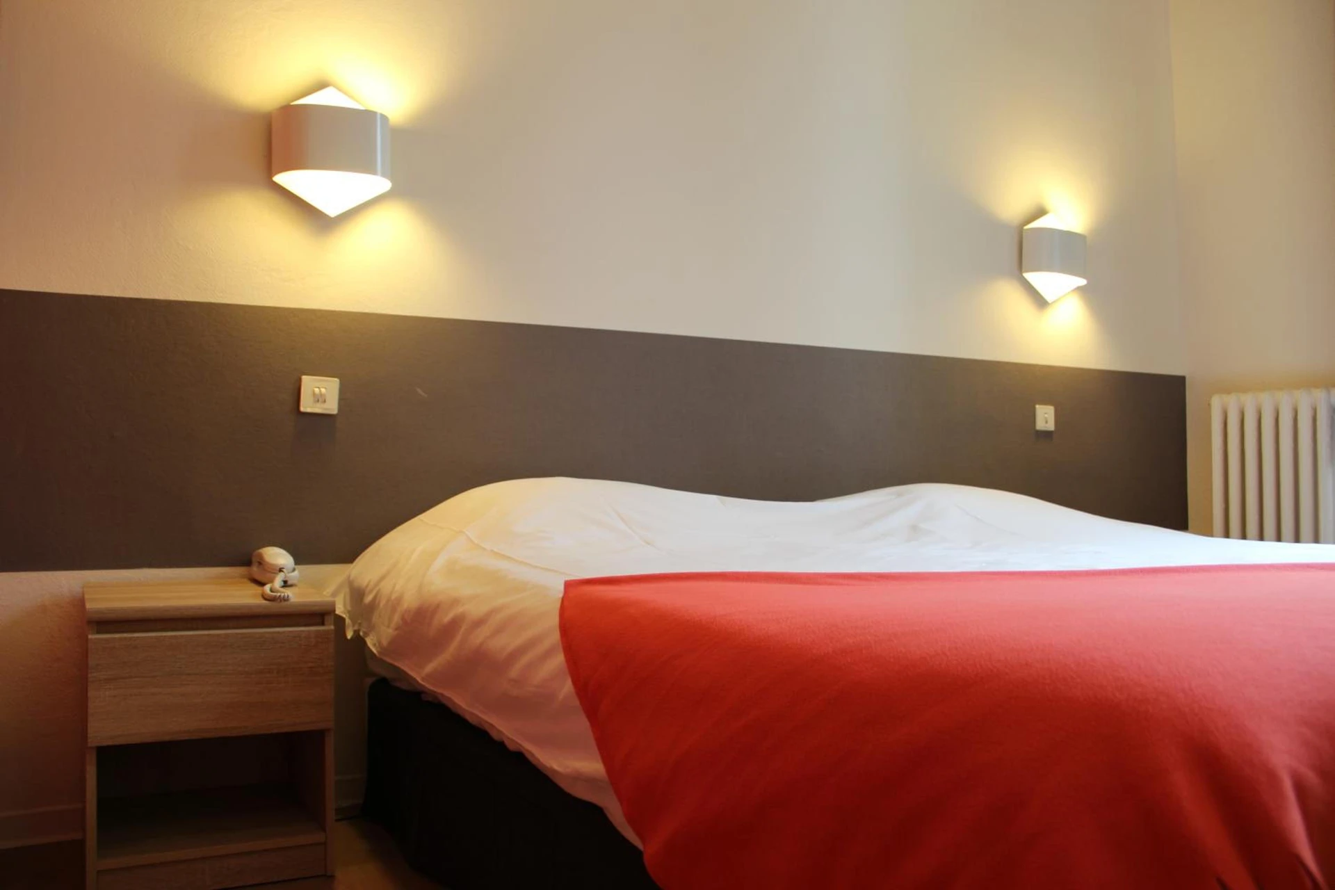 Magnifique chambre pour un séminaire d'entreprise à Hotel des Thermes - Lamalou-les-Bains