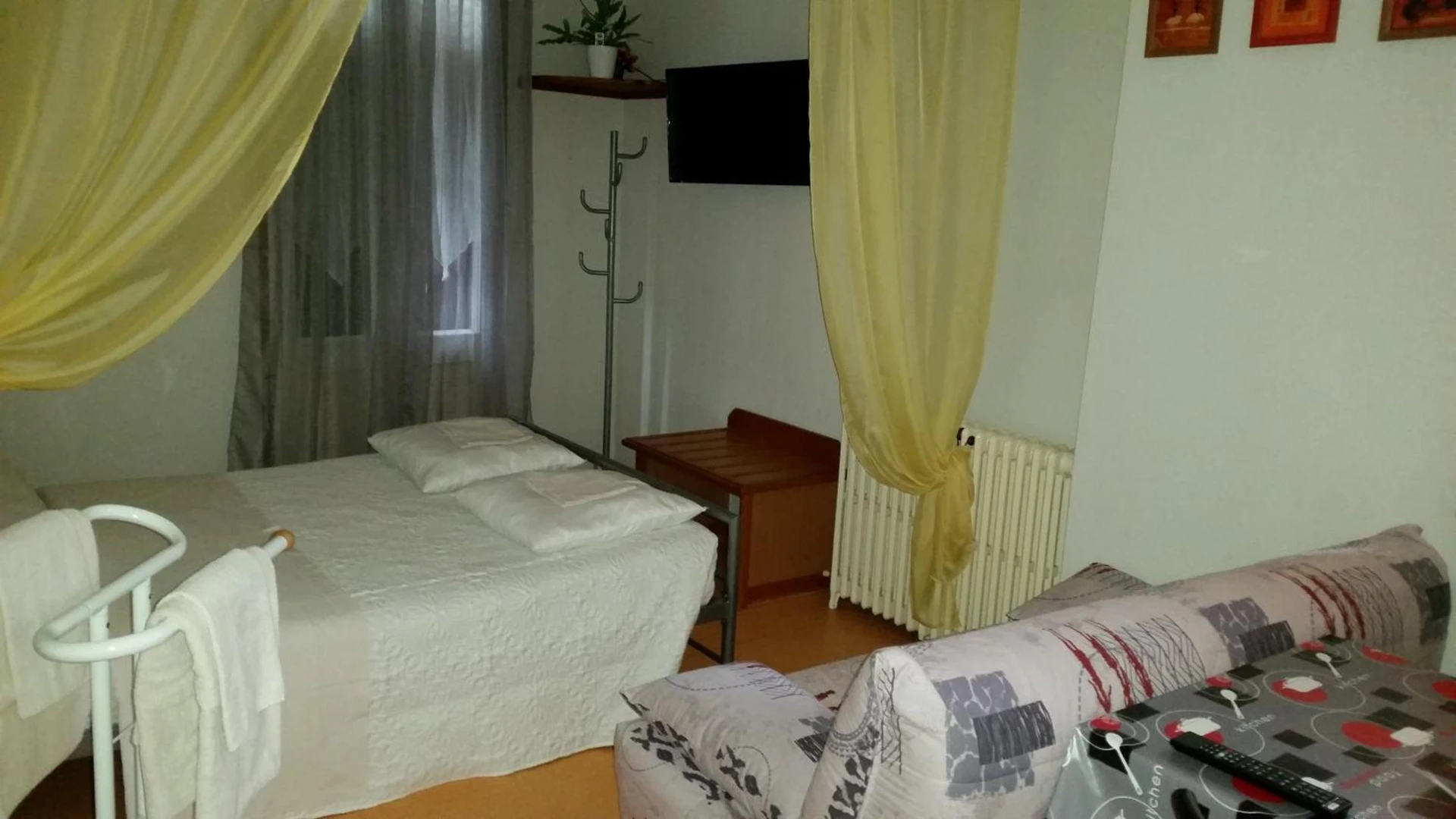 Chambre disponible pour un séminaire d'entreprise à Hôtel des Touristes - Pierrefitte-Nestalas