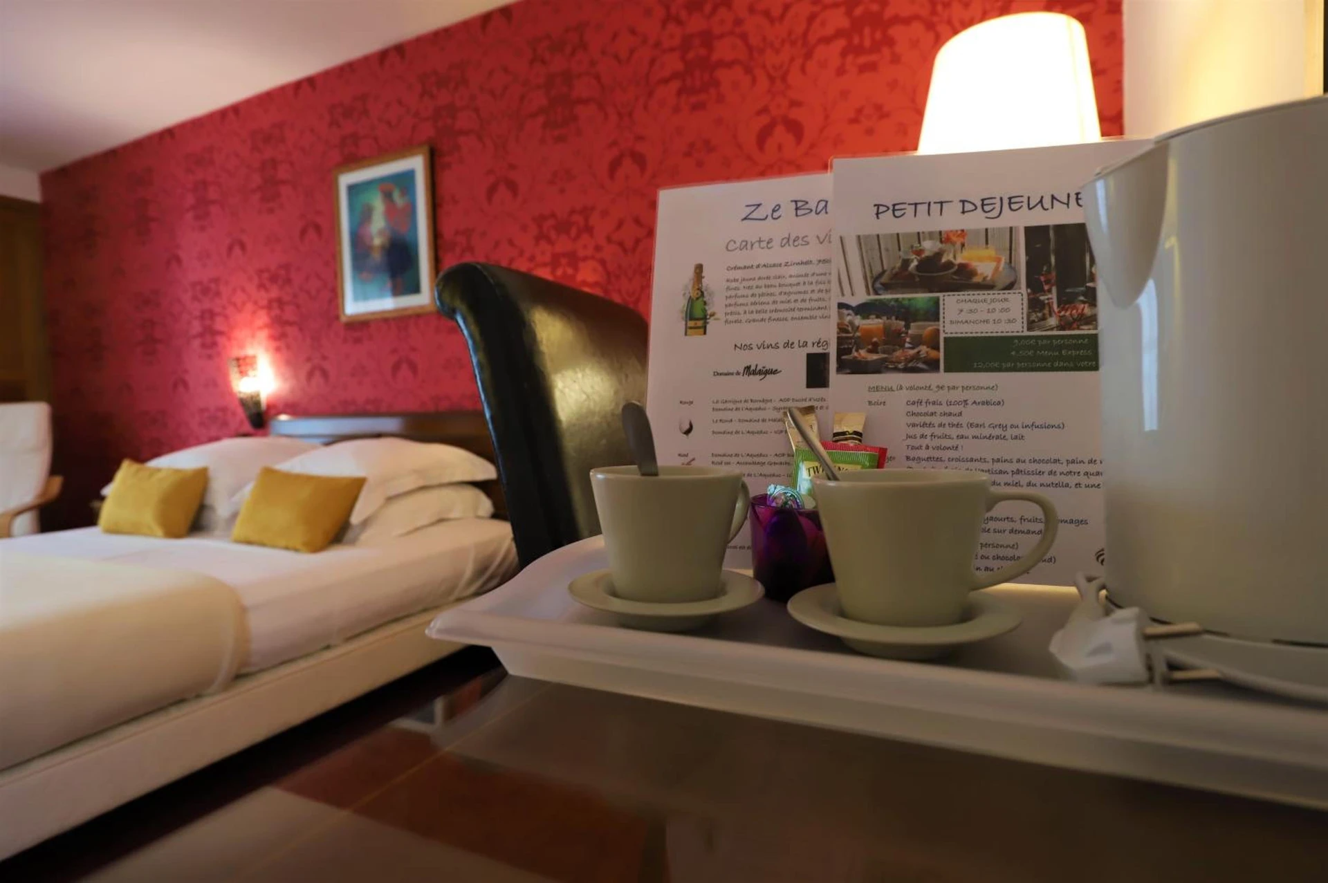 Chambre à Hotel Des Tuileries - Organiser un séminaire d'entreprise à Nîmes